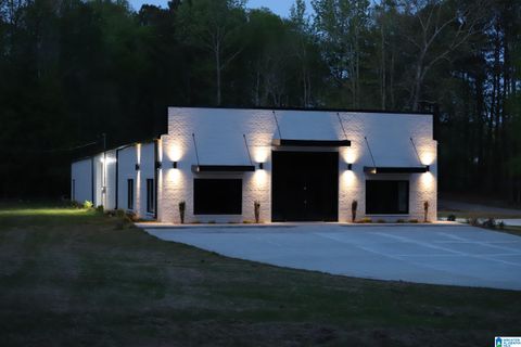 8004 MICKLEWRIGHT ROAD TRUSSVILLE AL 35173