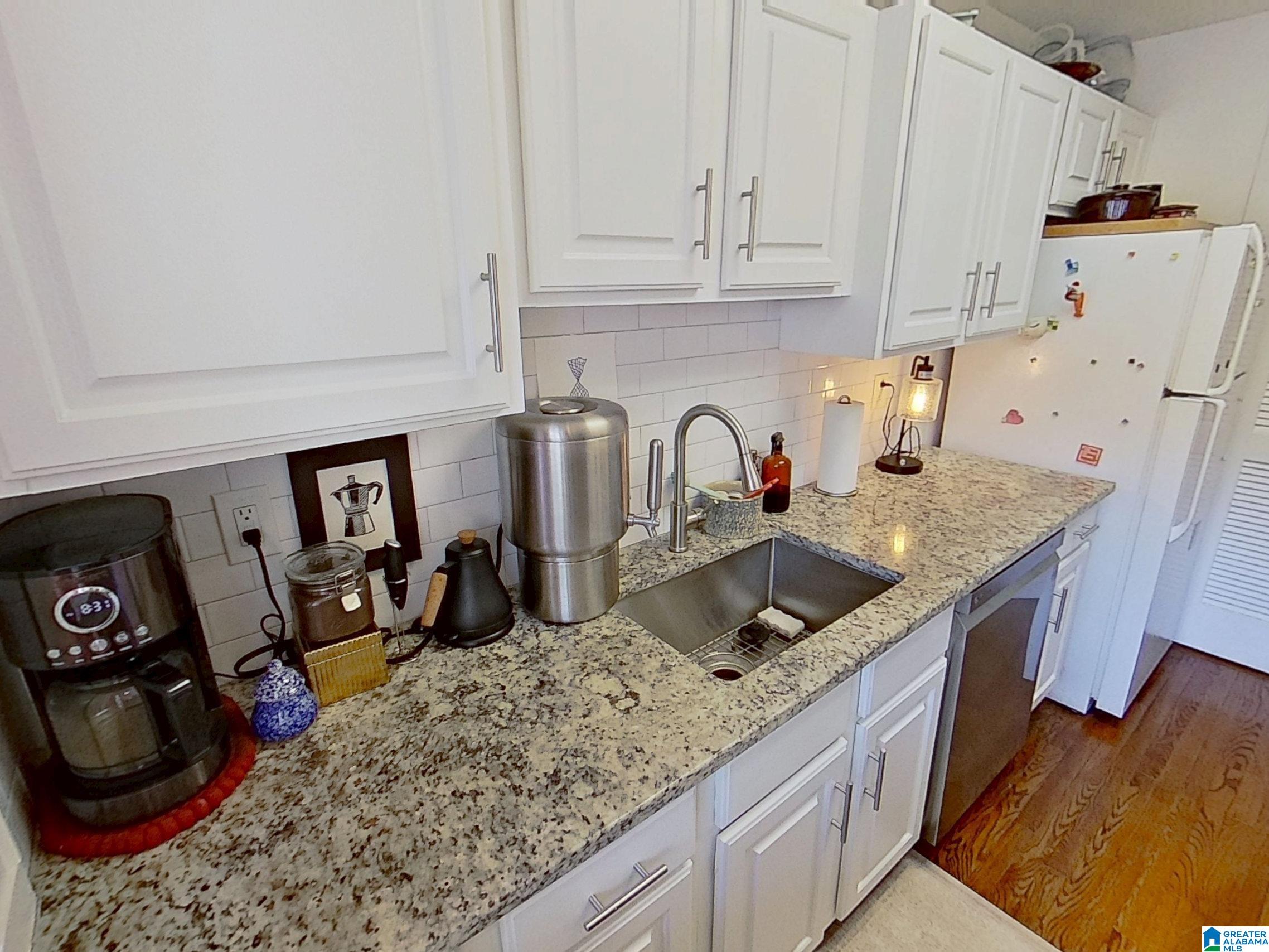 3007 HIGHLAND AVENUE S 2