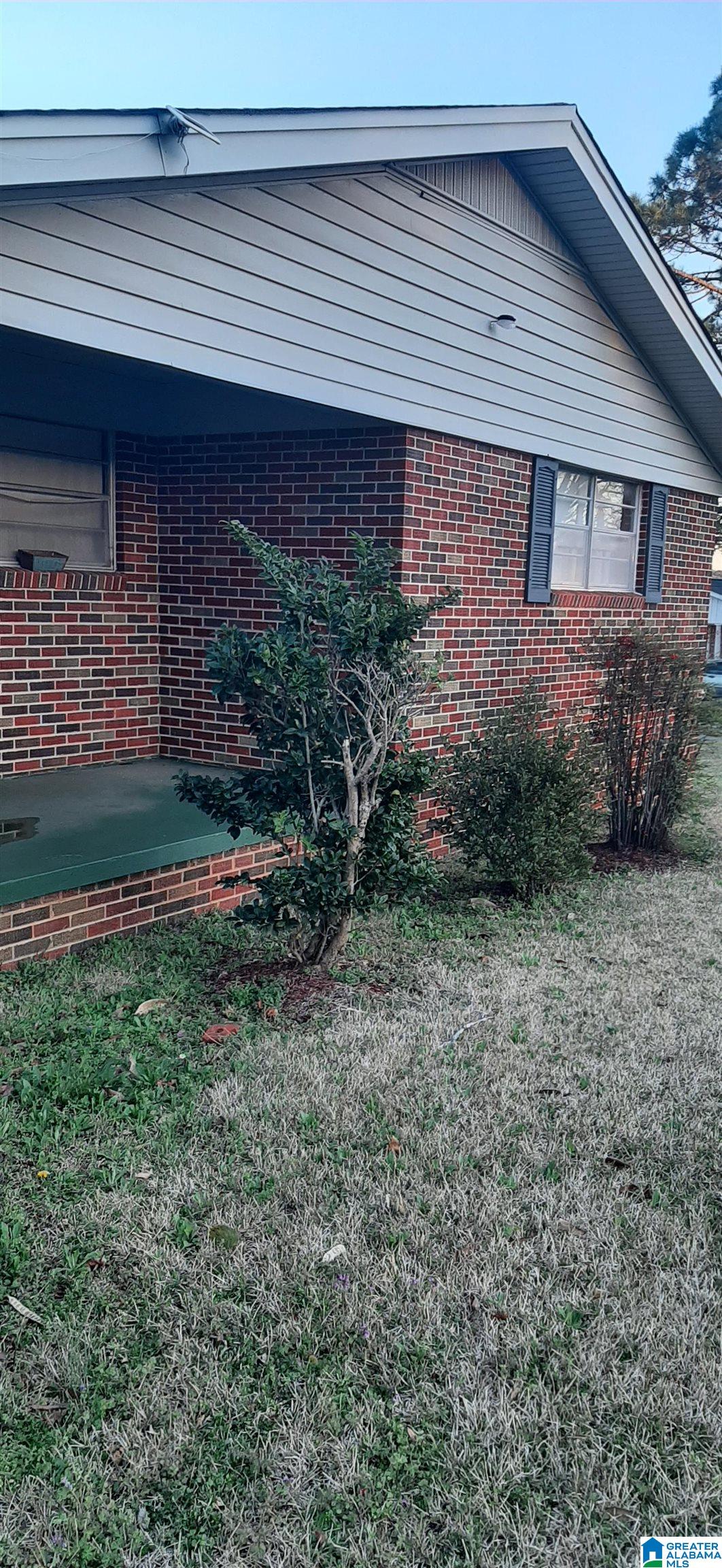 801 CRESTLINE AVENUE