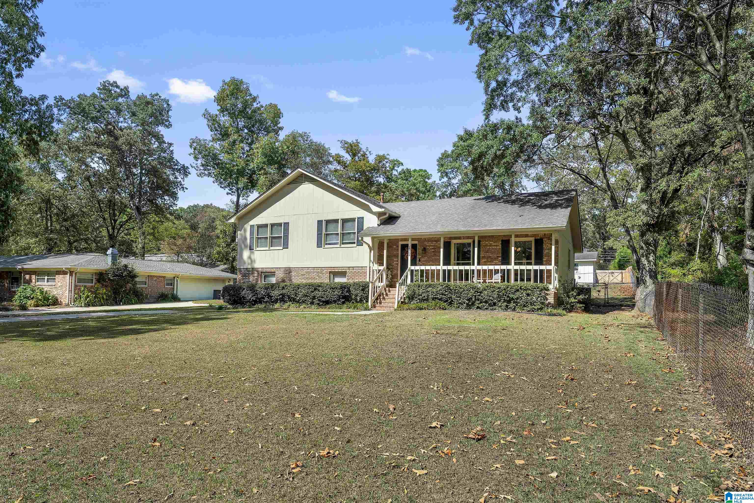 1864 WISTERWOOD DRIVE