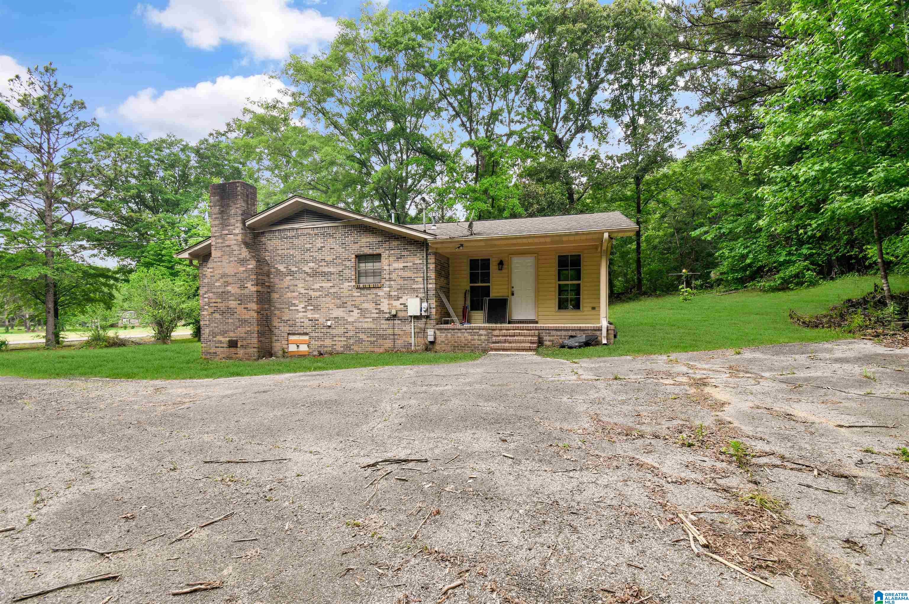 3384 N SCOTTSVILLE ROAD