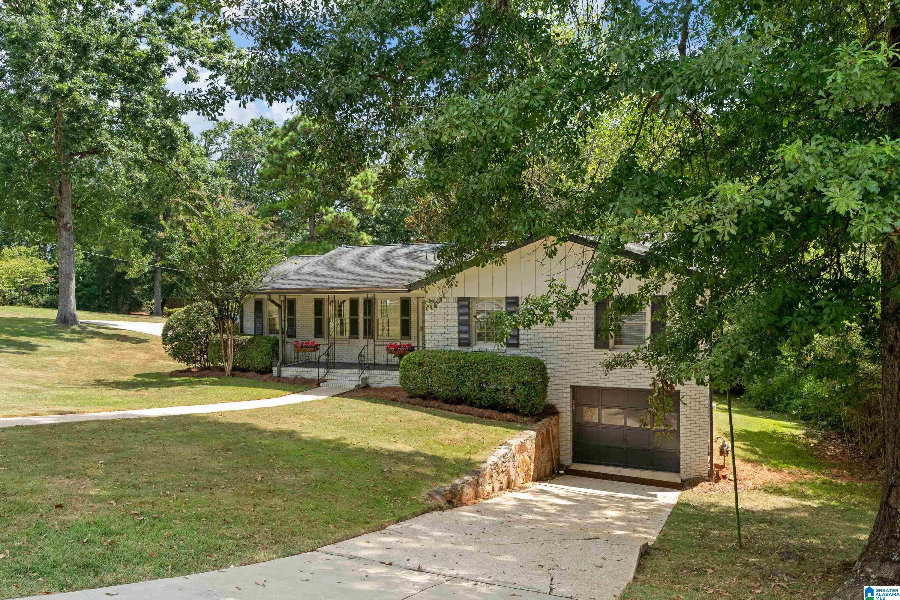 2369 HACKBERRY LANE
