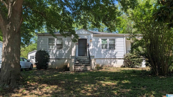 336 MCPHERSON AVE, MIDFIELD, AL 35228 - Image 785ca8768731983fb2dcd294ce64a56d/1132653529