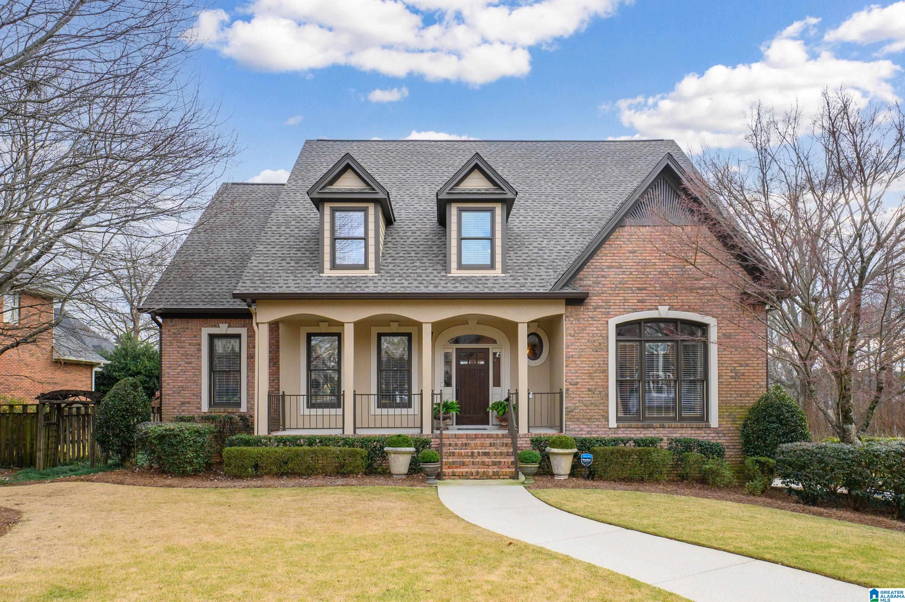 1645 CROSSGATE DRIVE