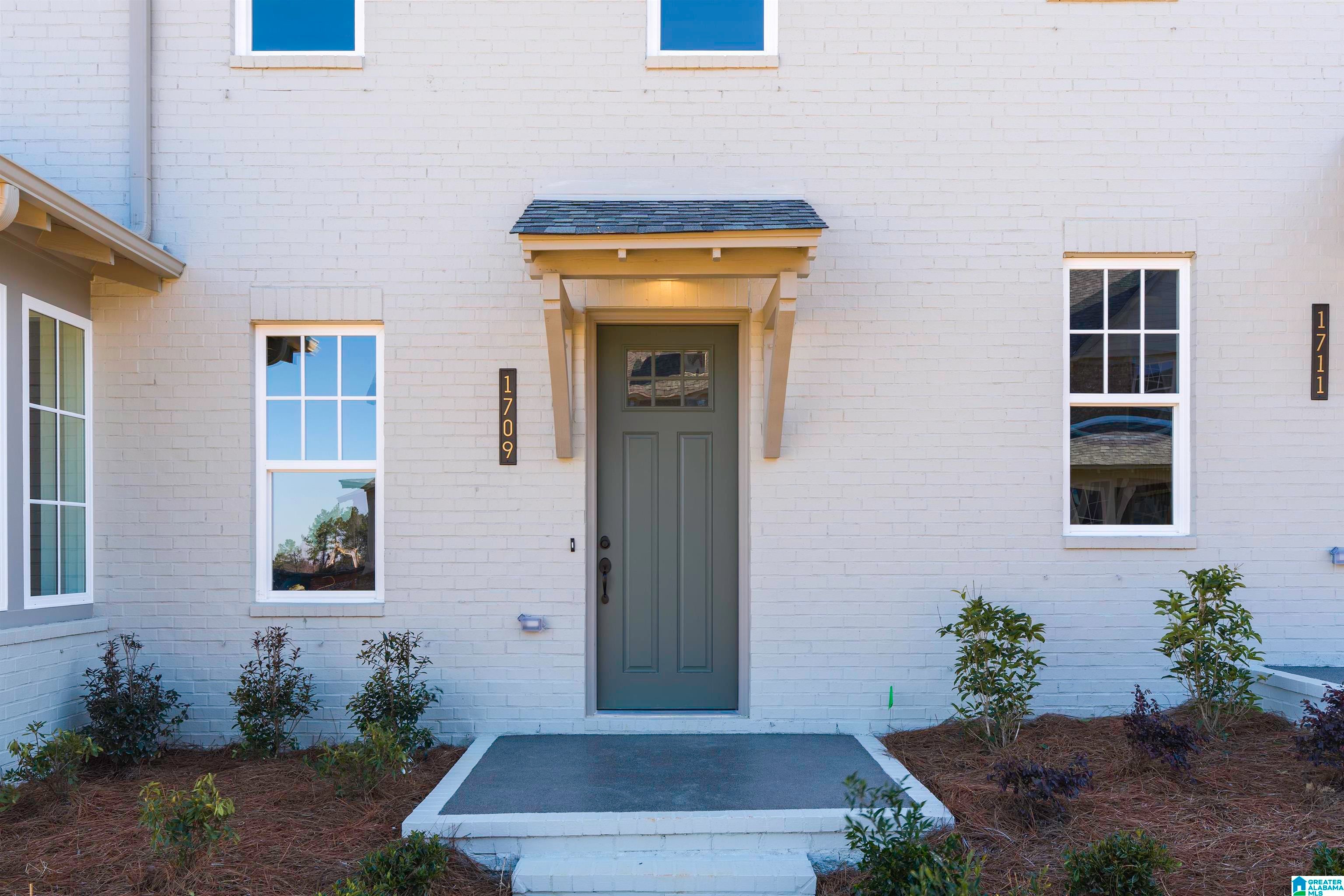1709 MEERSTONE LANE