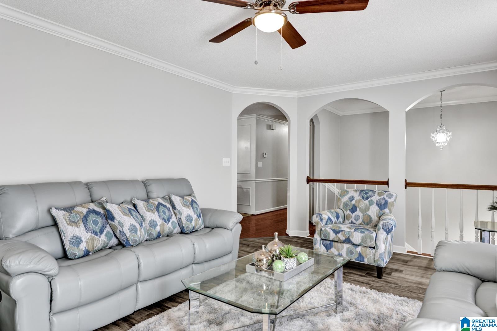 1087 KINGS FOREST DRIVE