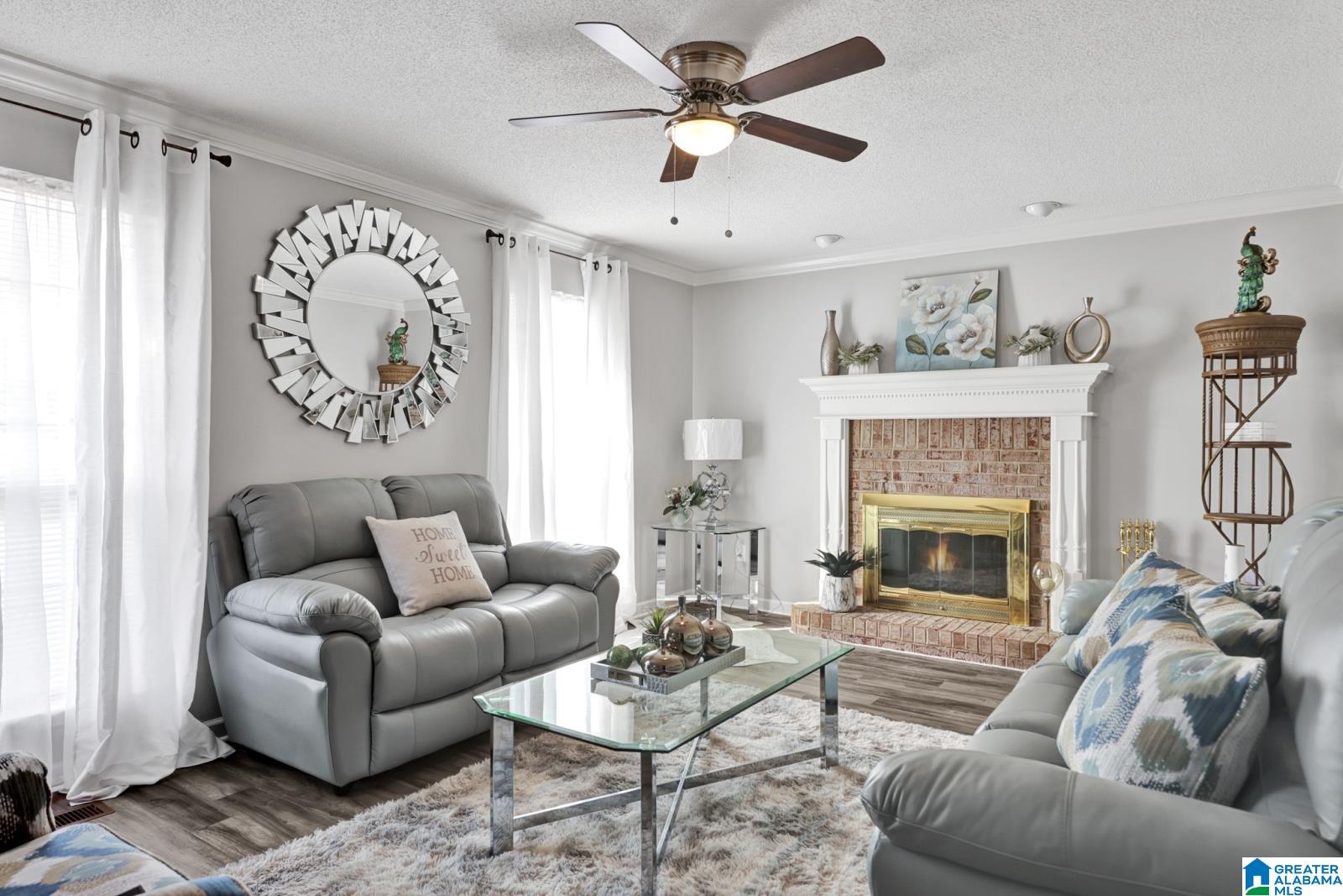 1087 KINGS FOREST DRIVE