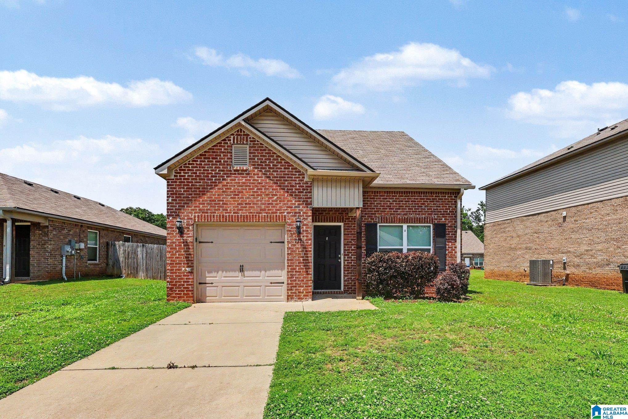 799 THE HEIGHTS LANE