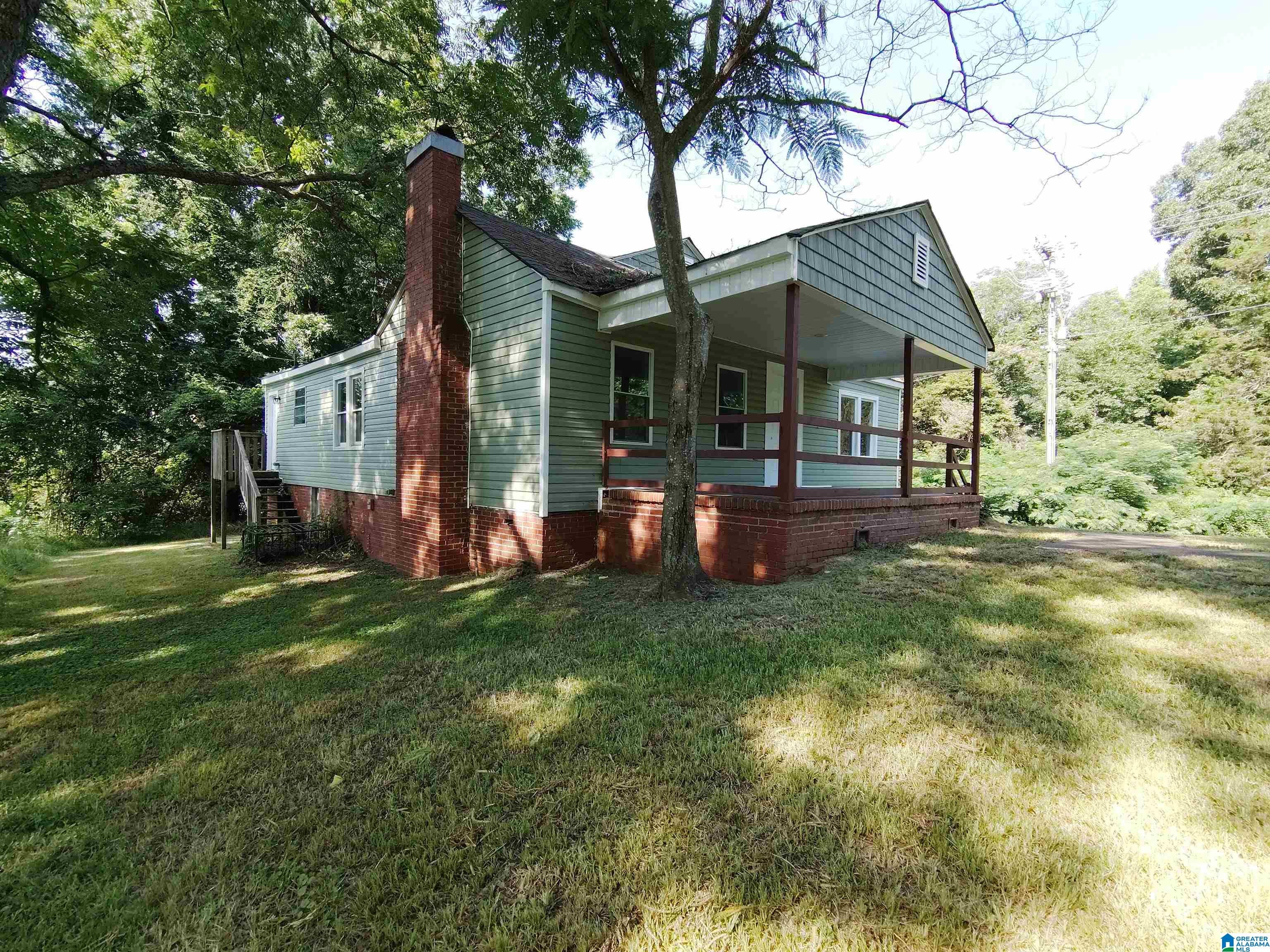5223 LOOP ROAD