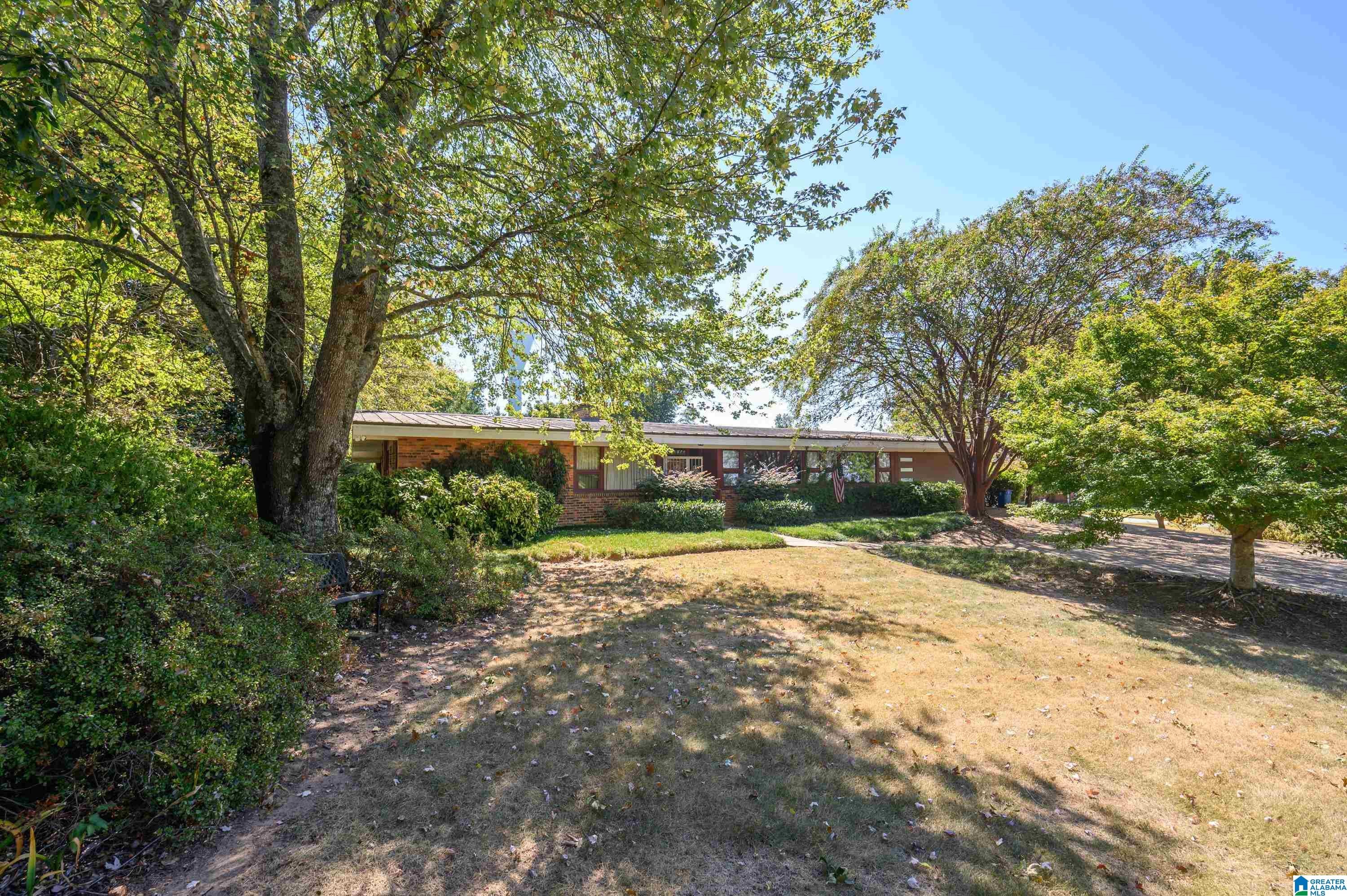 2423 VESTAVIA DRIVE