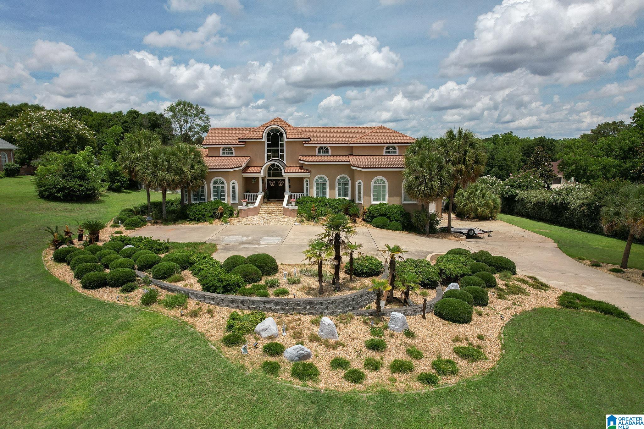 200 ASPHODEL DRIVE