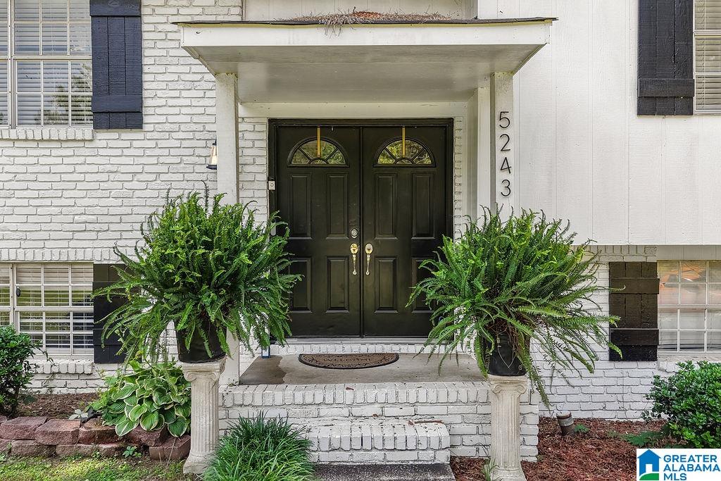 5243 PARAMONT DRIVE