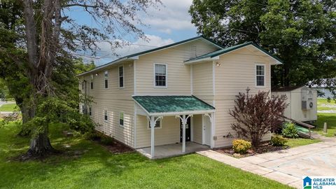 300 4TH AVENUE NAUVOO AL 35578