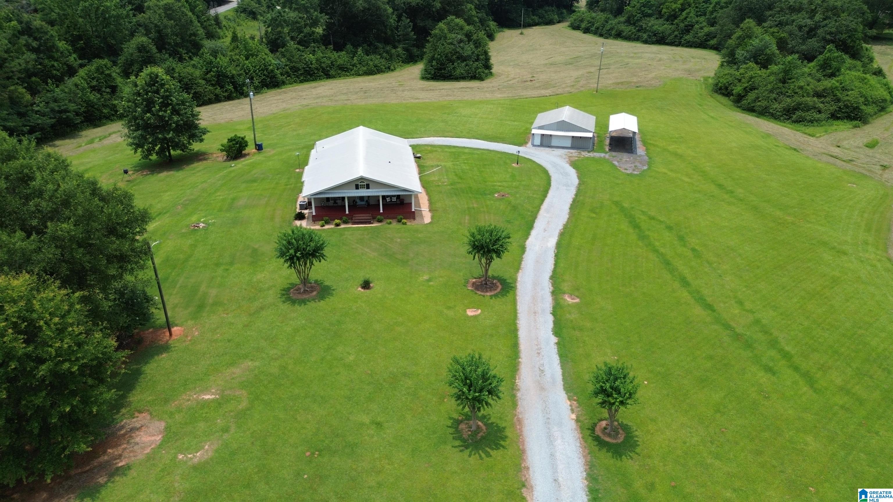 Photo 1 of 24 — 10264 MCGOWANS FERRY ROAD, CHILDERSBURG, AL 35044