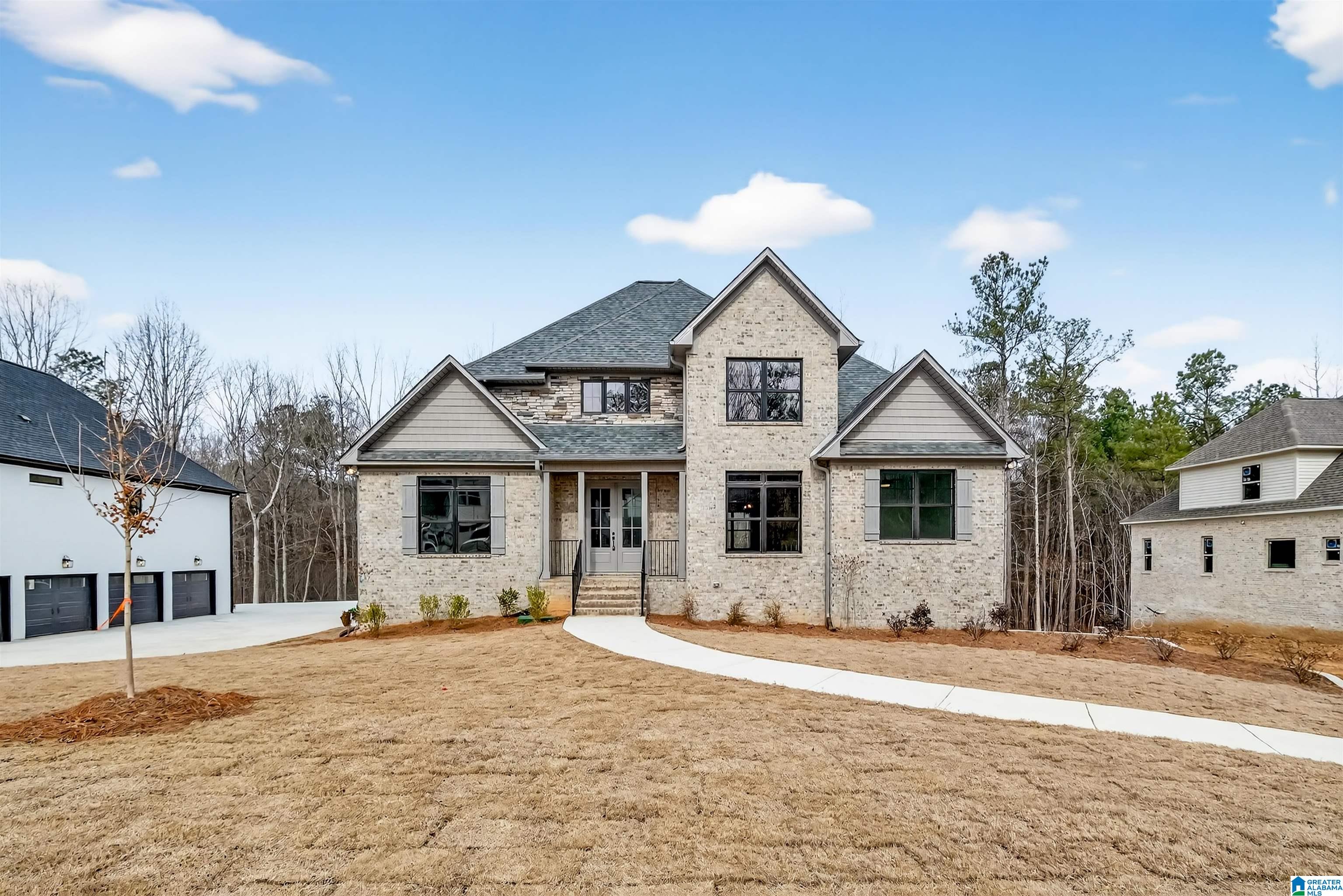 1118 GREY OAKS VALLEY