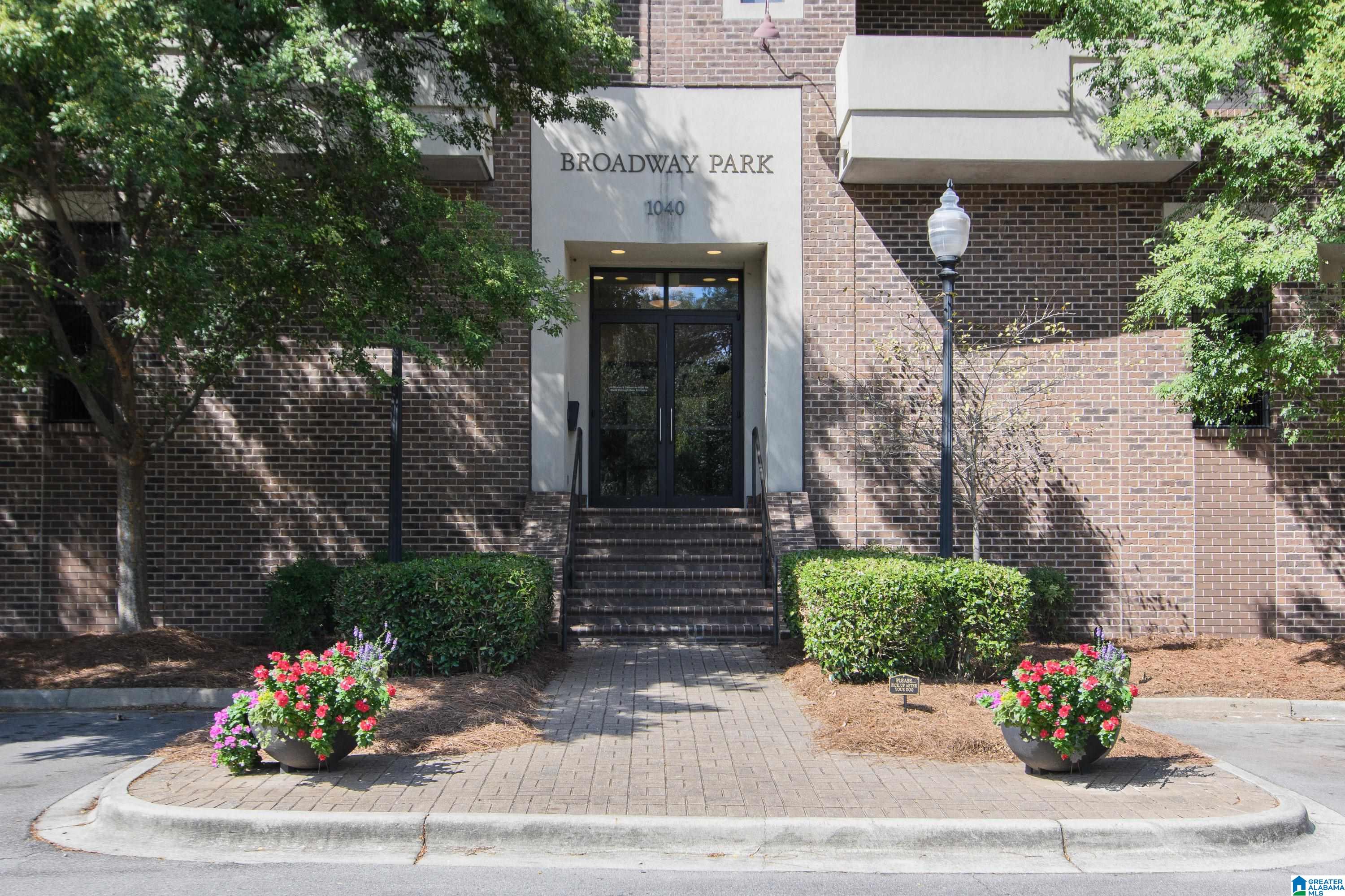 1040 BROADWAY PARK 505