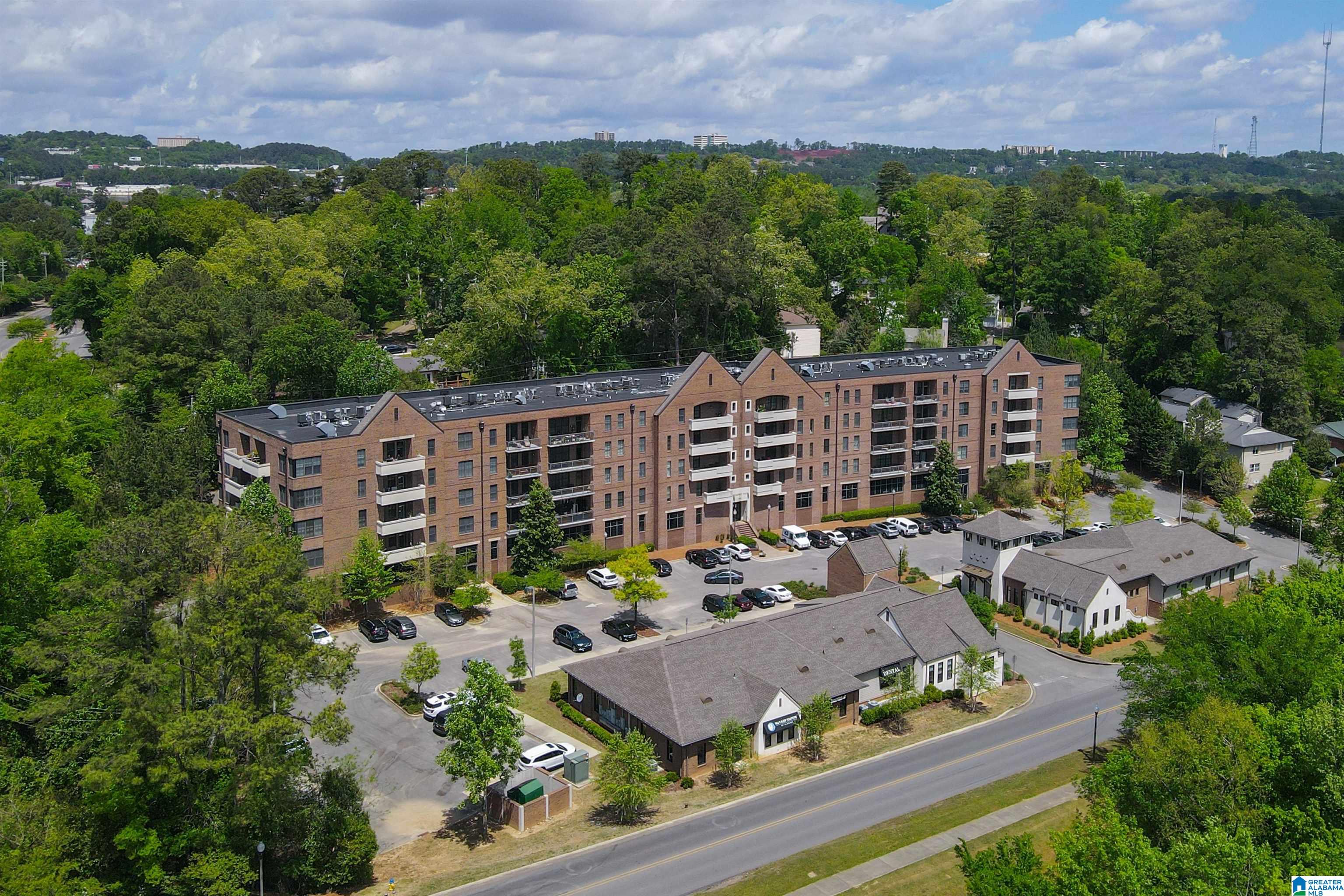 1040 BROADWAY PARK 505