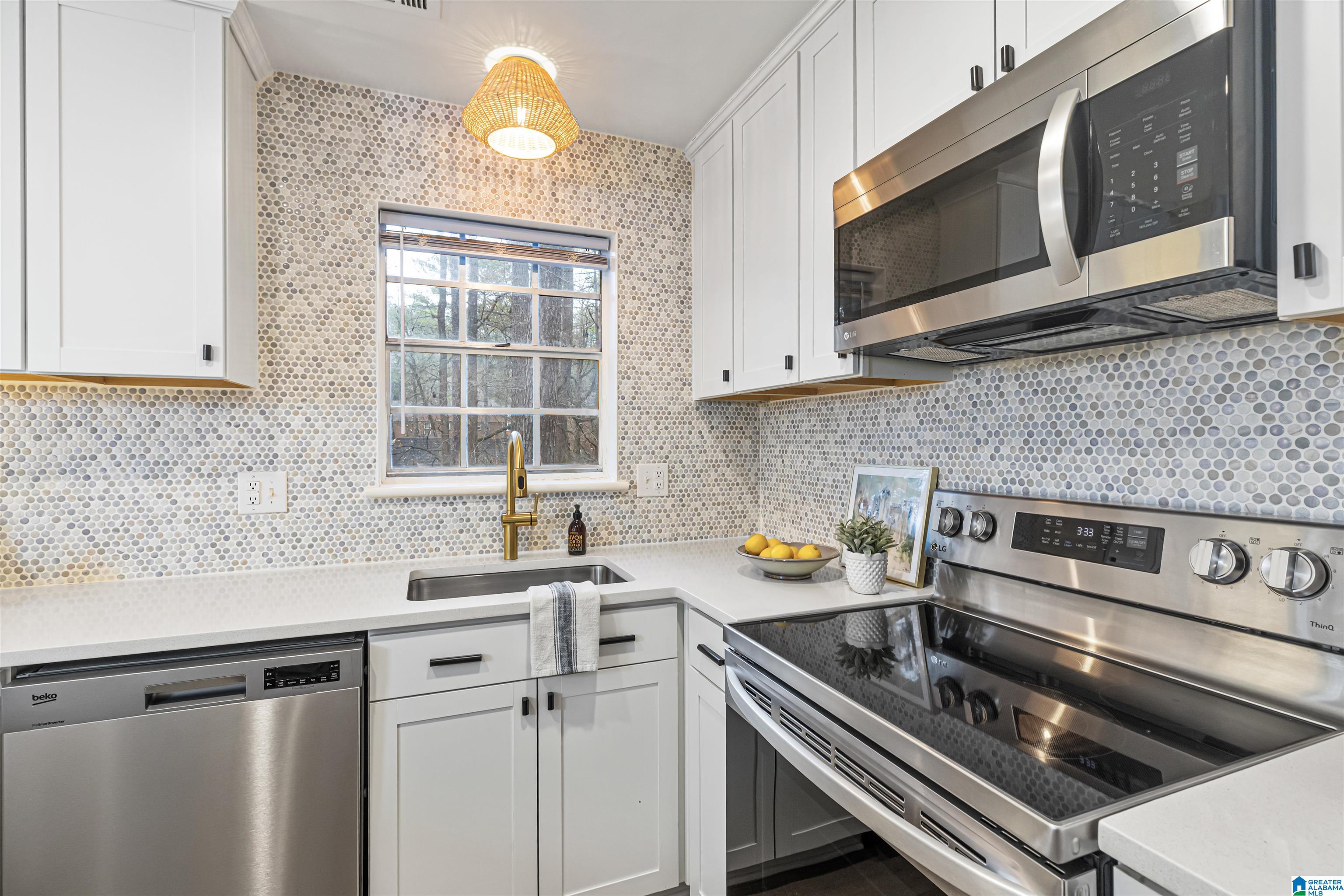 2061 MONTREAT CIRCLE B