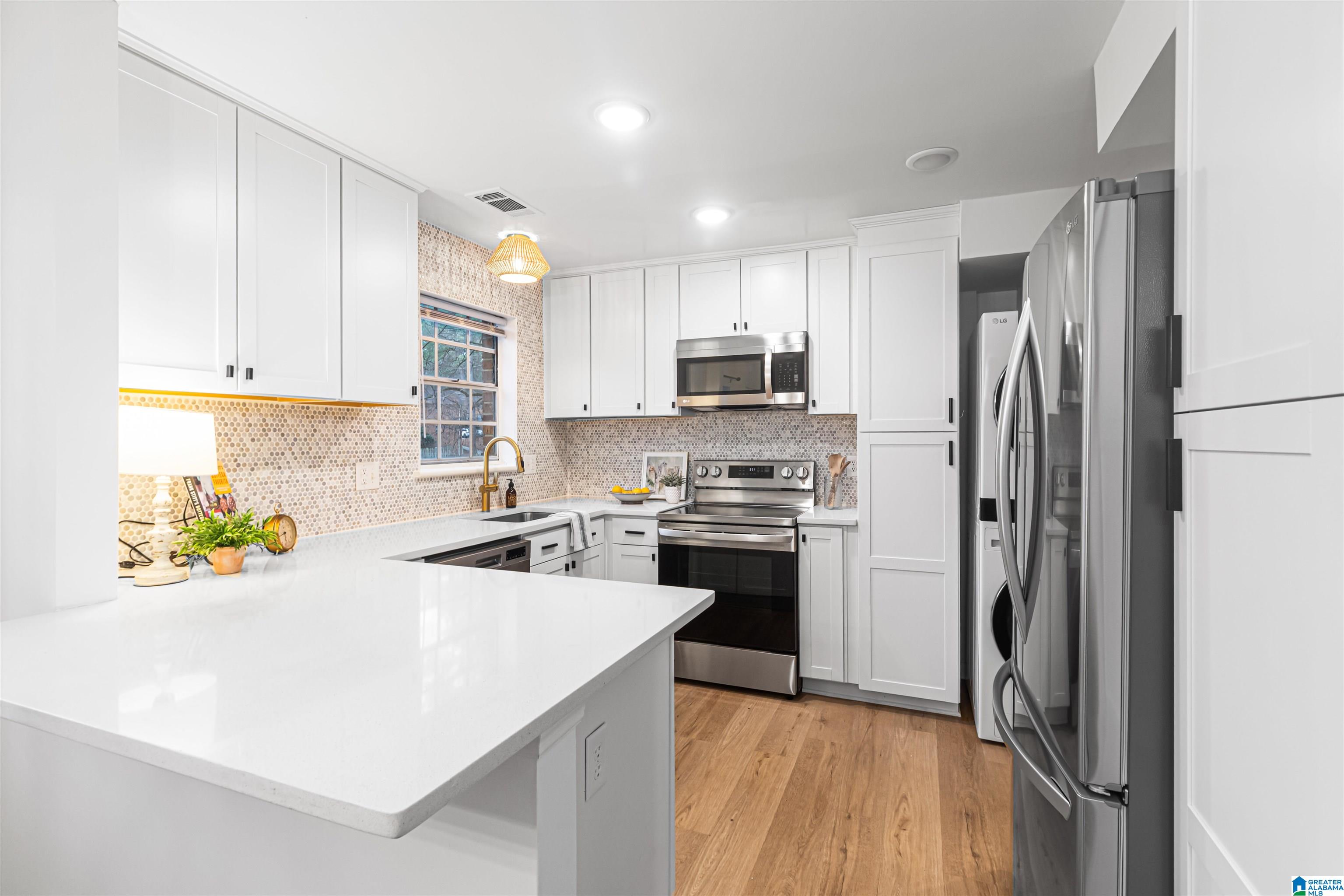 2061 MONTREAT CIRCLE B