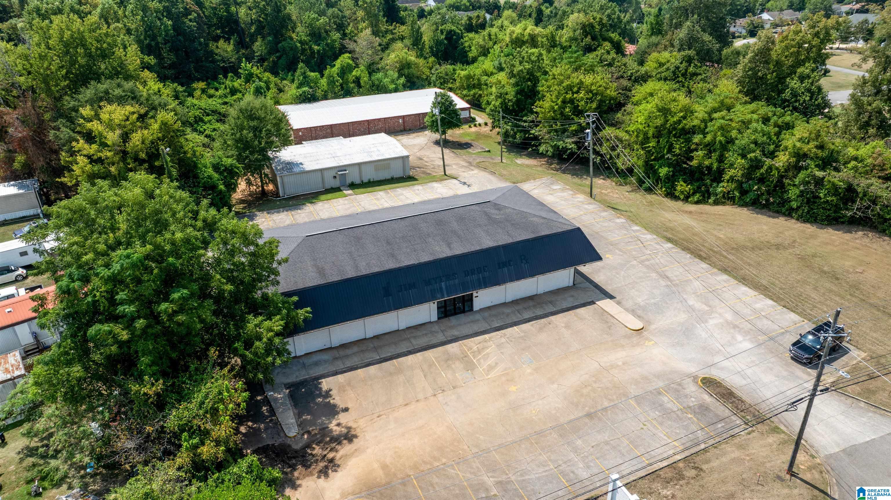 3325 UNIVERSITY BOULEVARD E