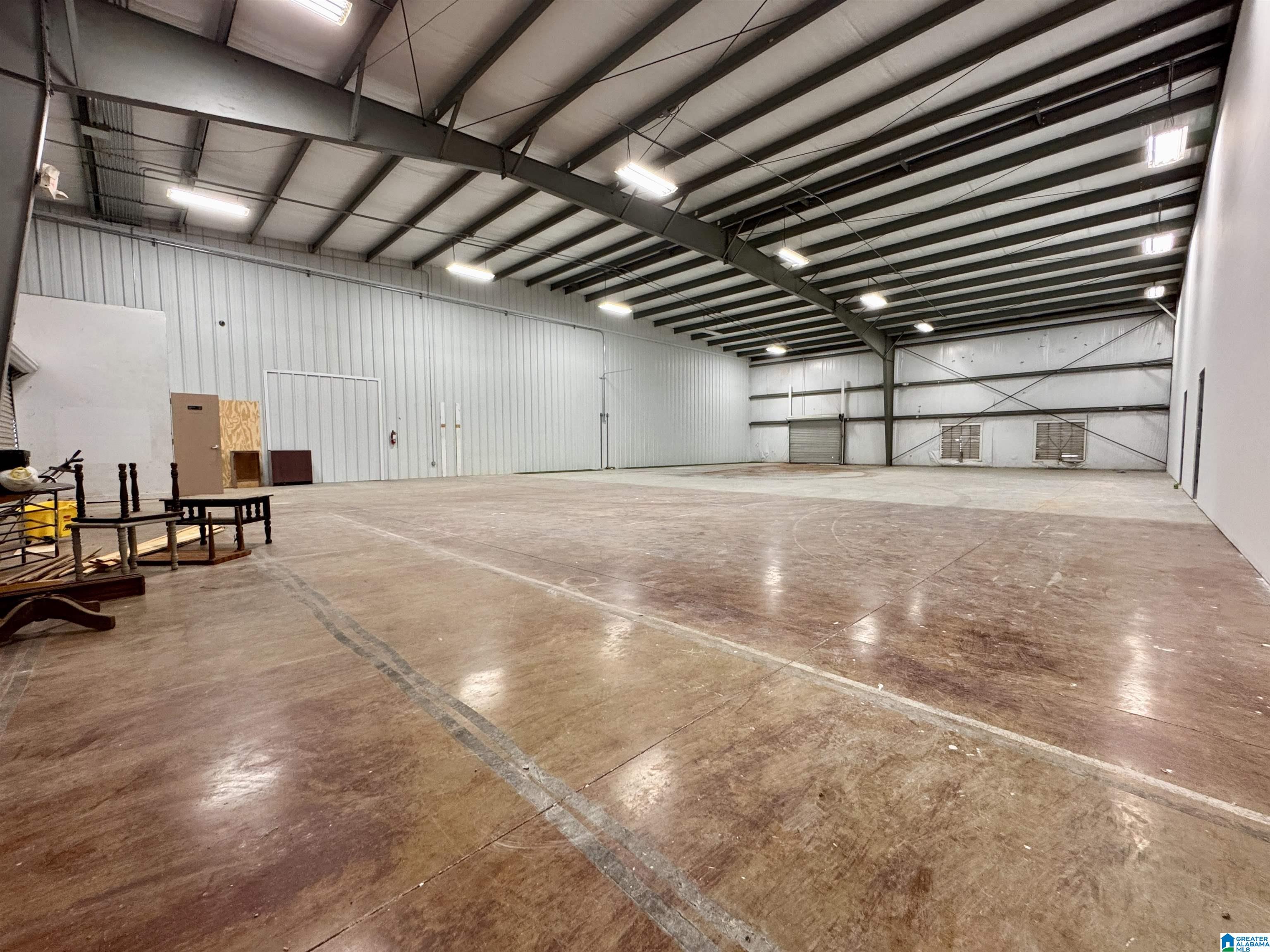 2115 E HIGHWAY 78 E Unit 1 (back on the building)