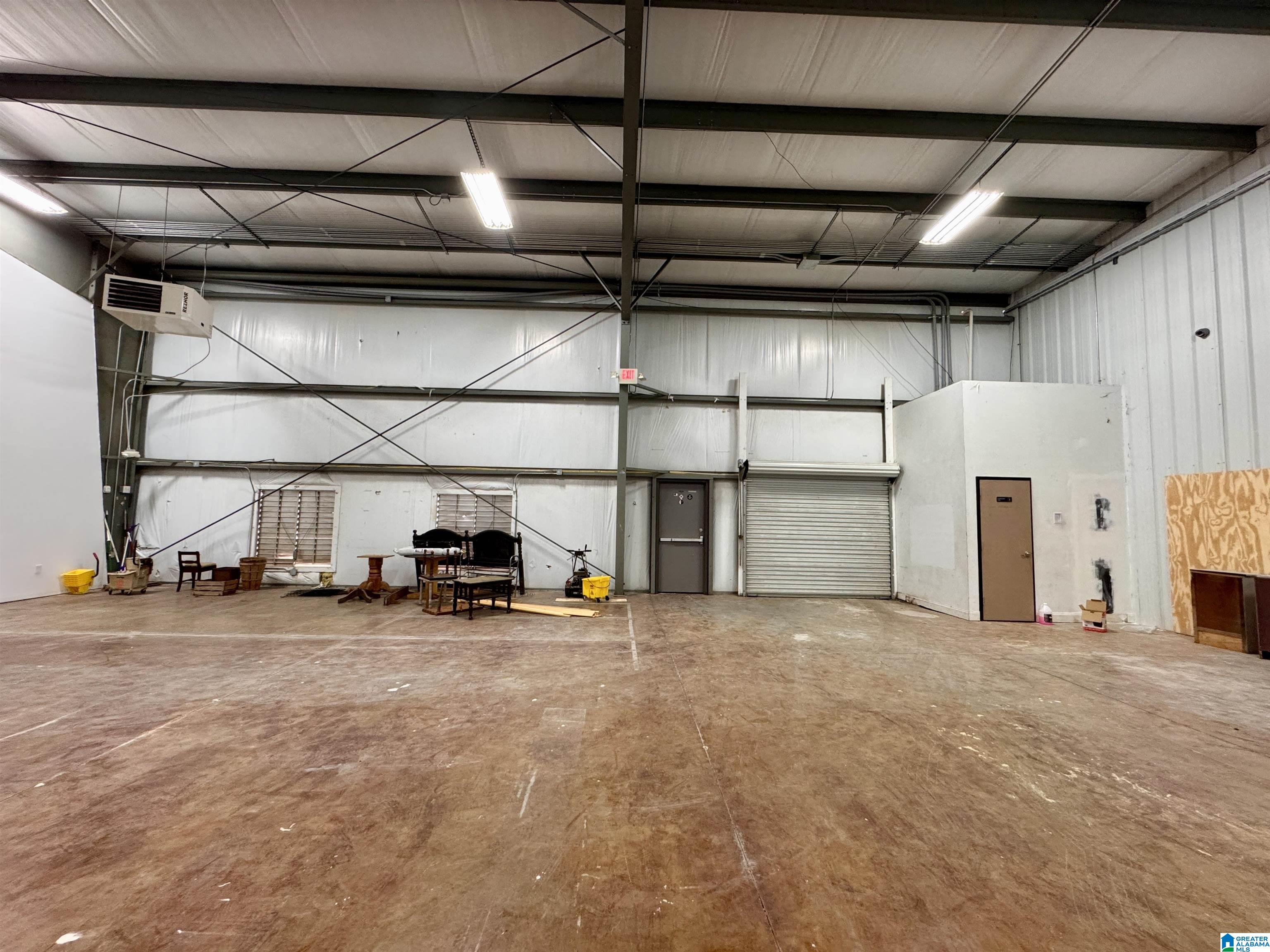 2115 E HIGHWAY 78 E Unit 1 (back on the building)