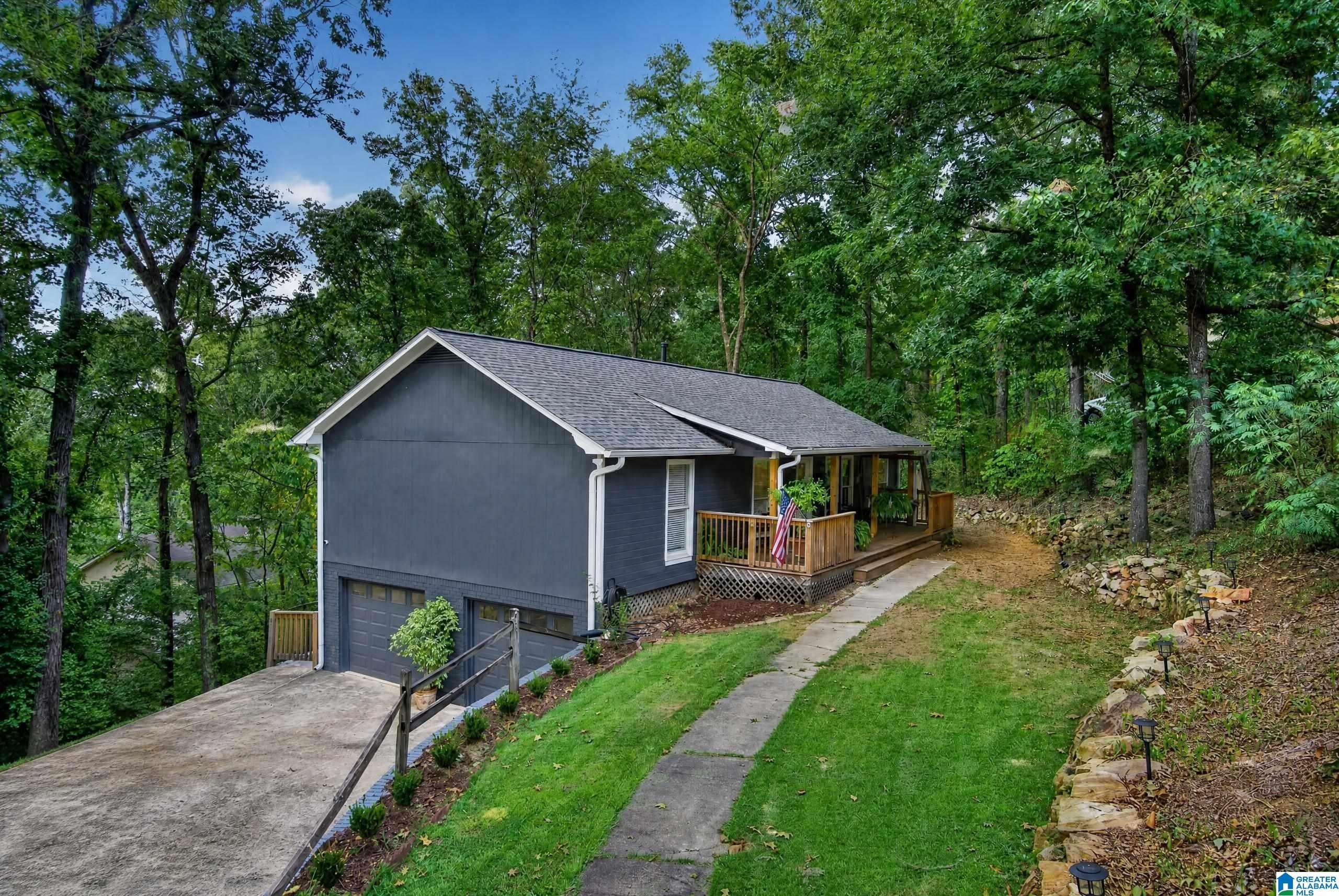242 RUSSET WOODS DRIVE