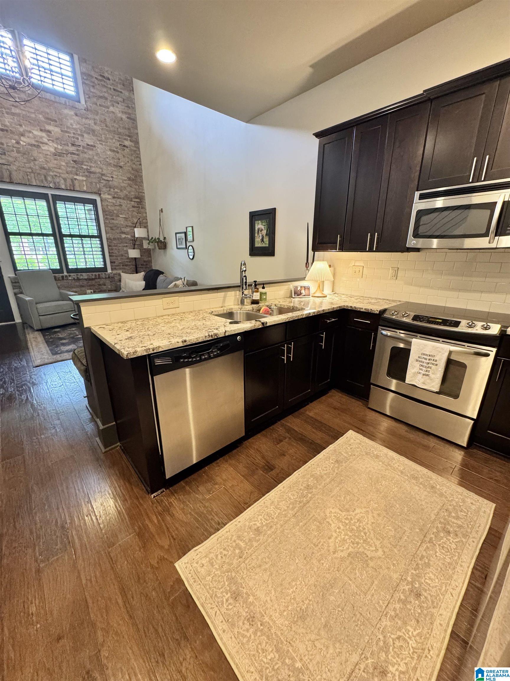 1202 BARRISTERS COURT 1202