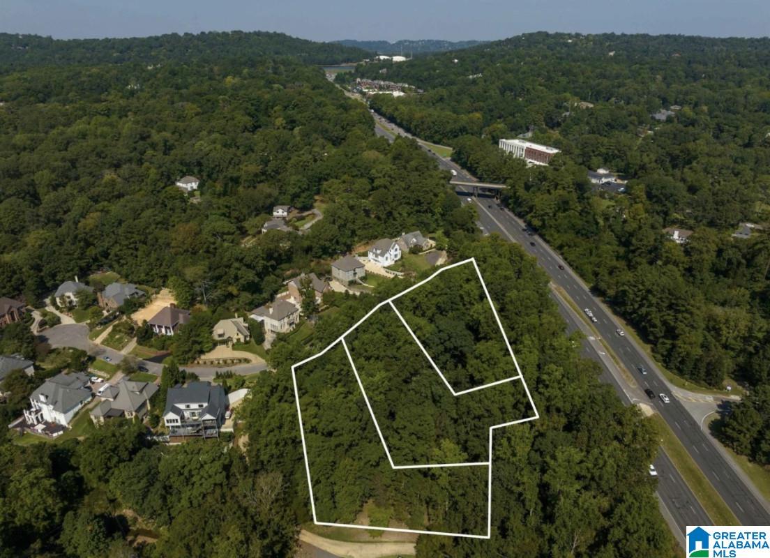 2229-2233 STERLINGWOOD DRIVE -