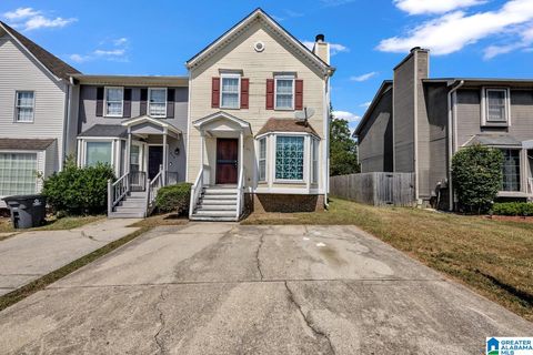411 JAMESTOWN MANOR DRIVE GARDENDALE AL 35071