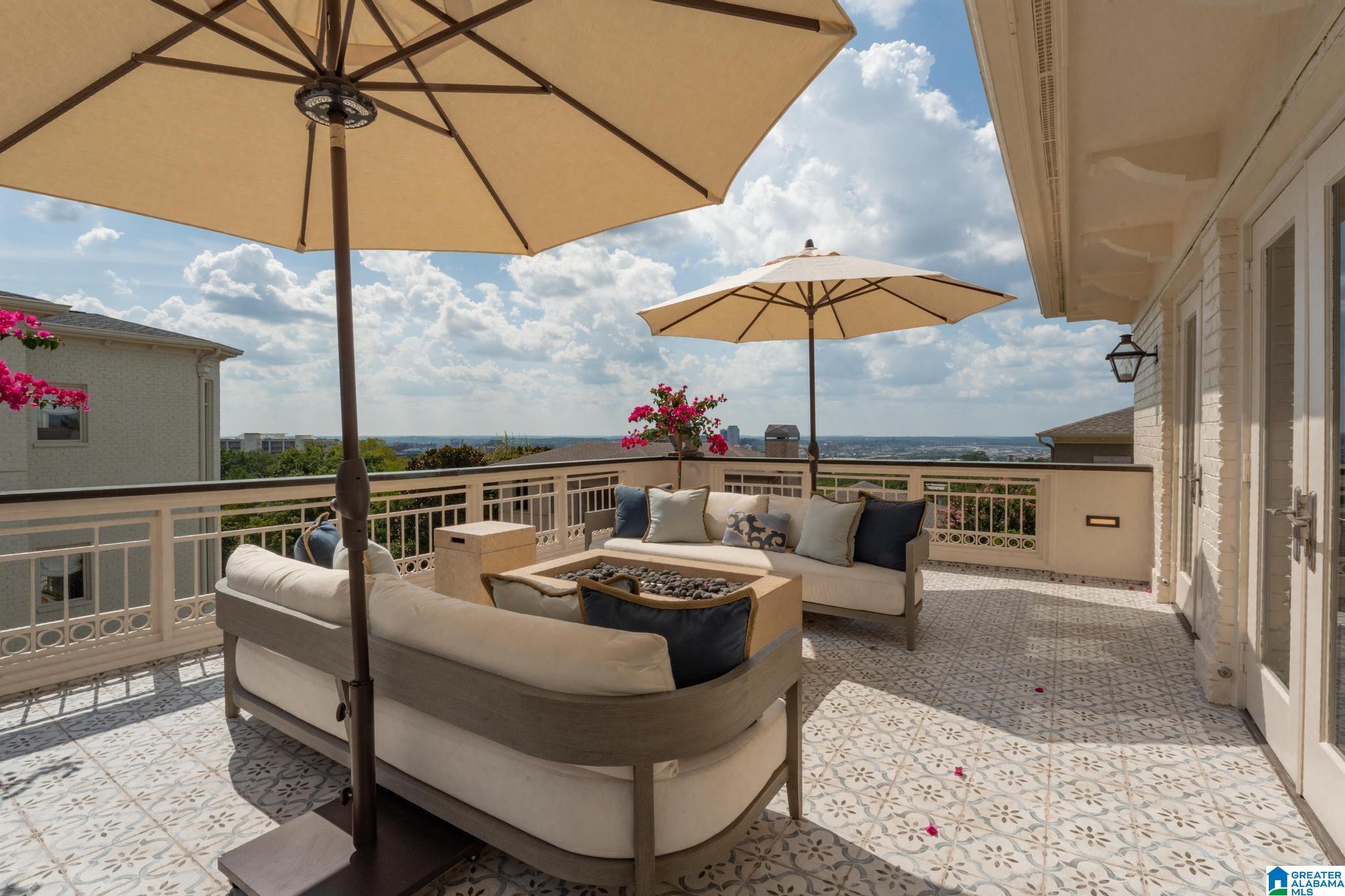 2905 REDMONT PARK LANE
