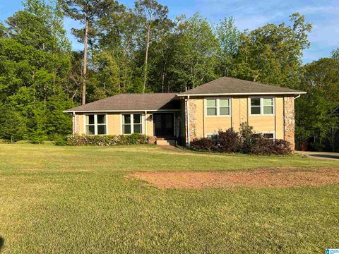 2021 EASTBROOK DRIVE TRUSSVILLE AL 35173