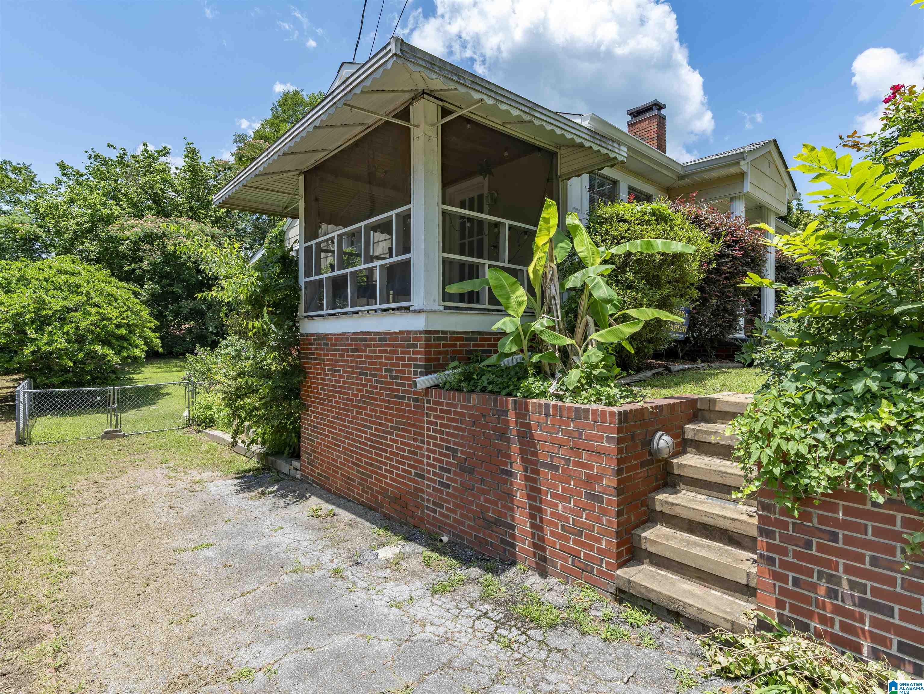 130 VINES AVENUE