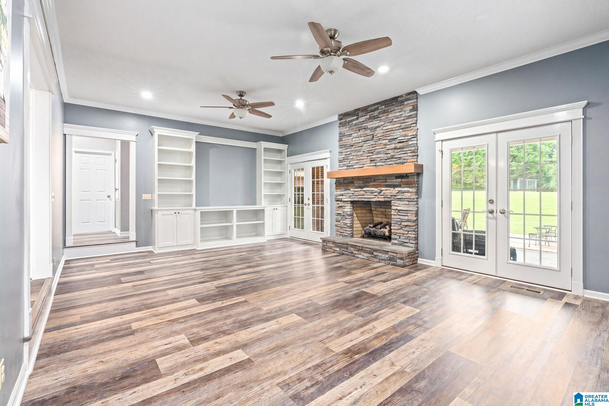 174 OAKVIEW WAY