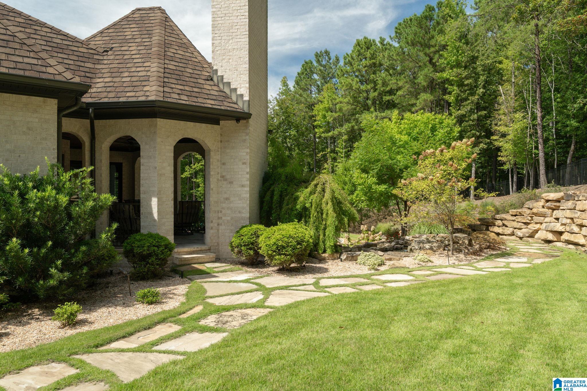 107 CAHABA OAKS LANE