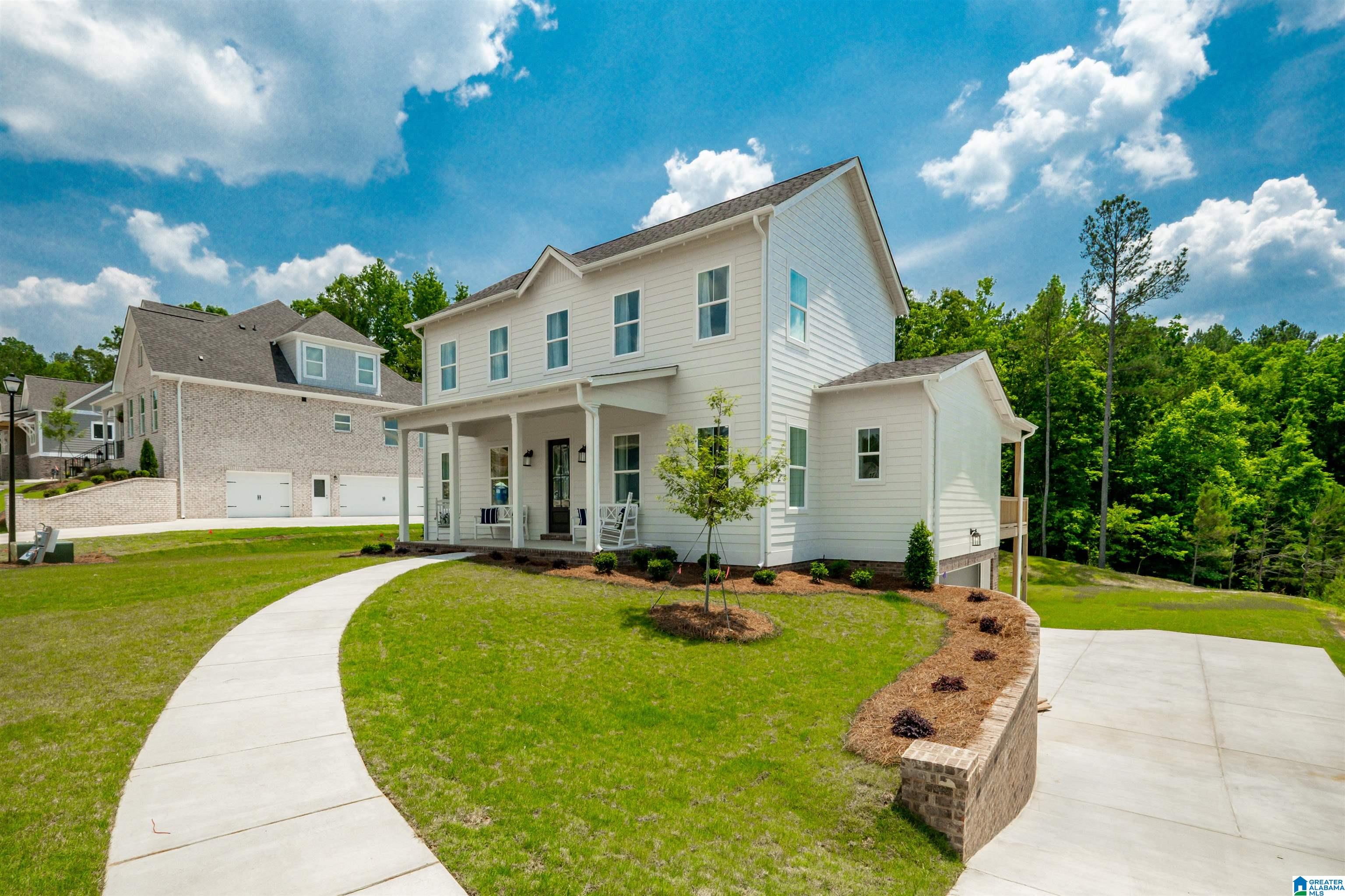 The Longwood CASCADE DRIVE