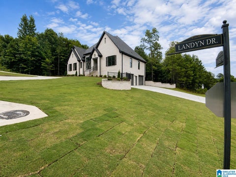 Photo of 7200 Zander Way, TRUSSVILLE, AL 35173 (MLS # 21428234)