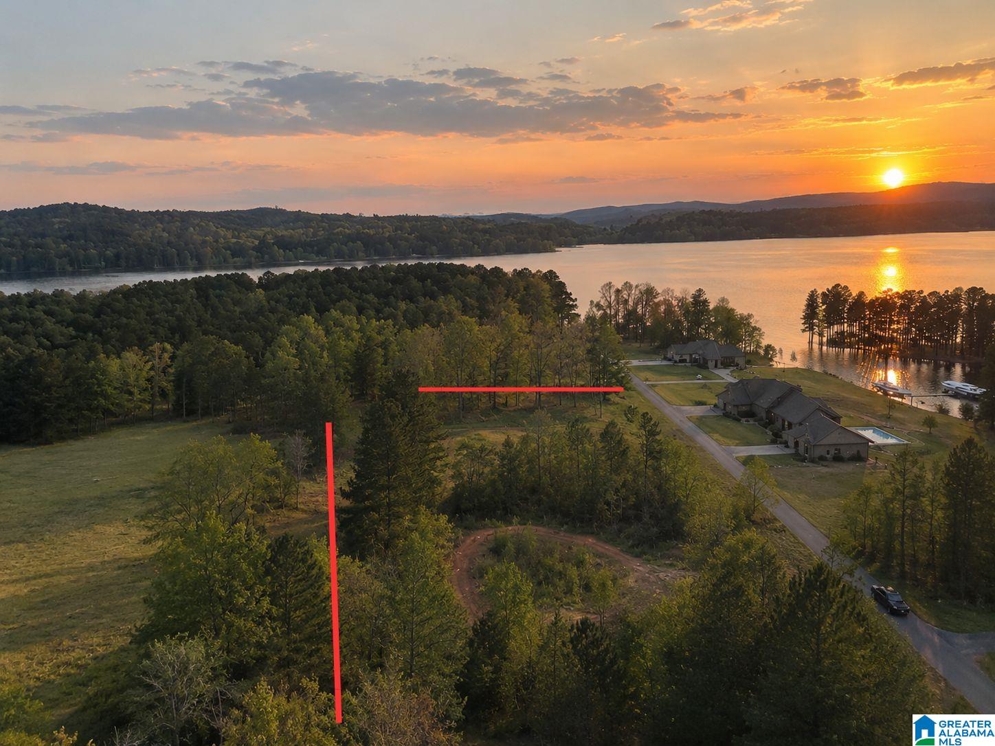 Lot 8 HIAWATHA PLACE 8