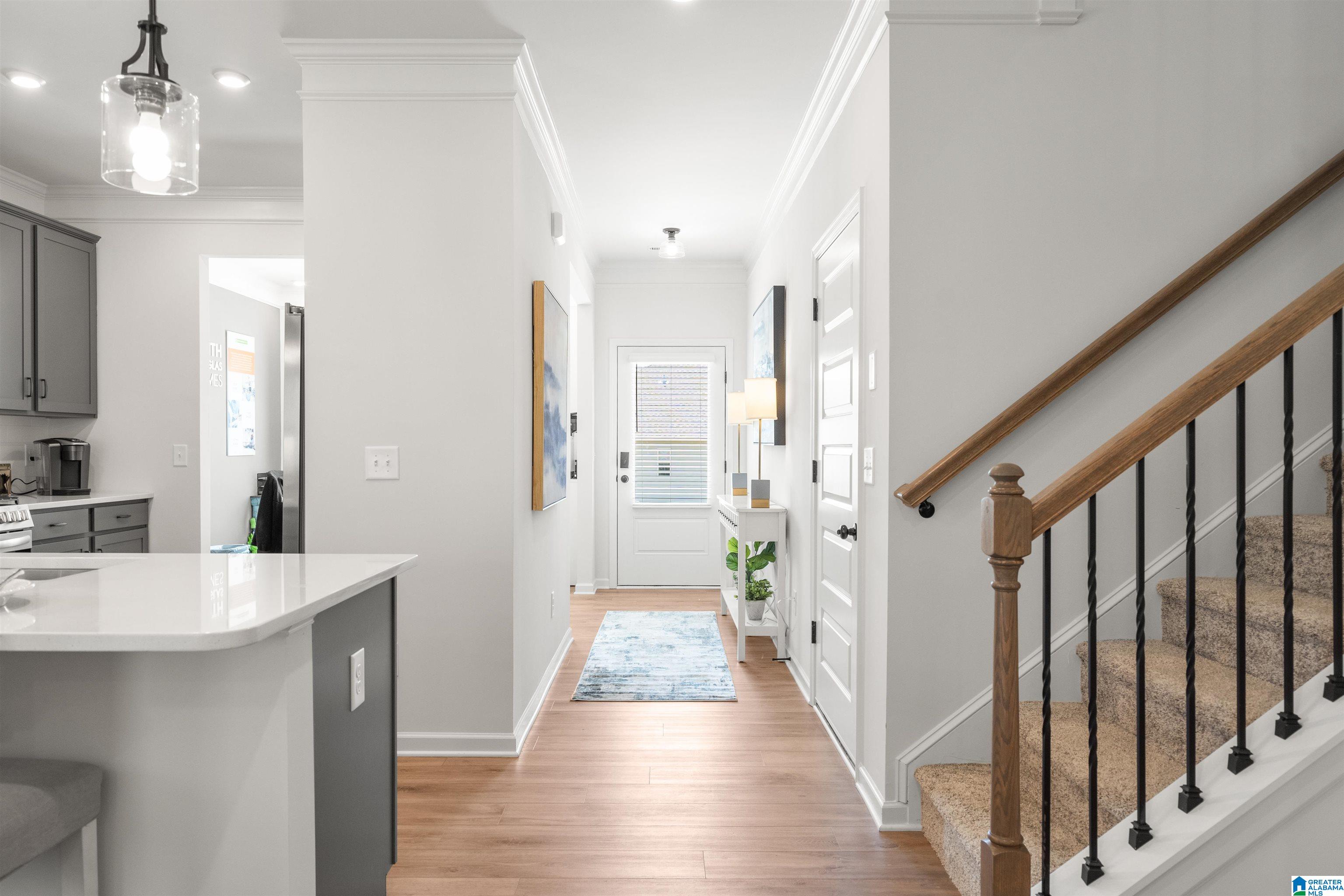 7175 UPLAND LOOP