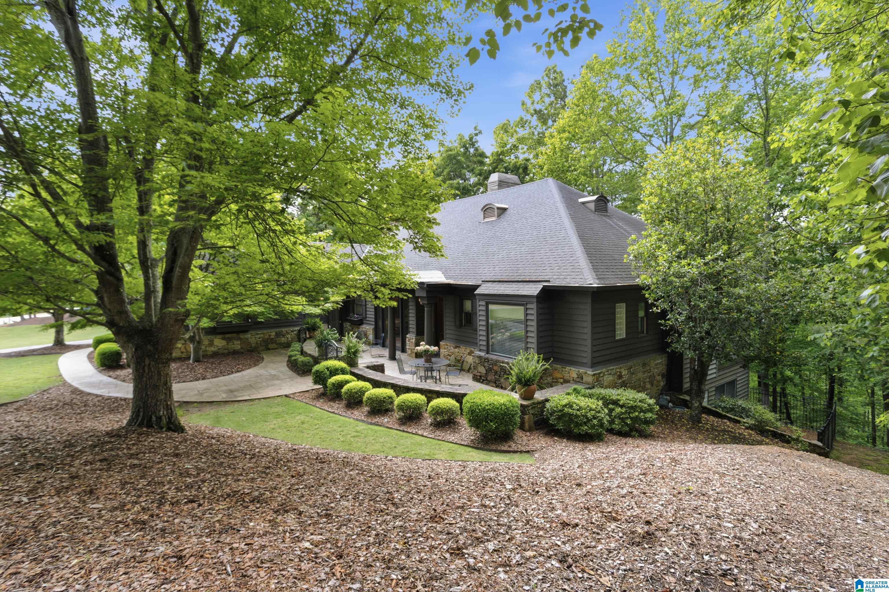 5124 CLUB RIDGE DRIVE W