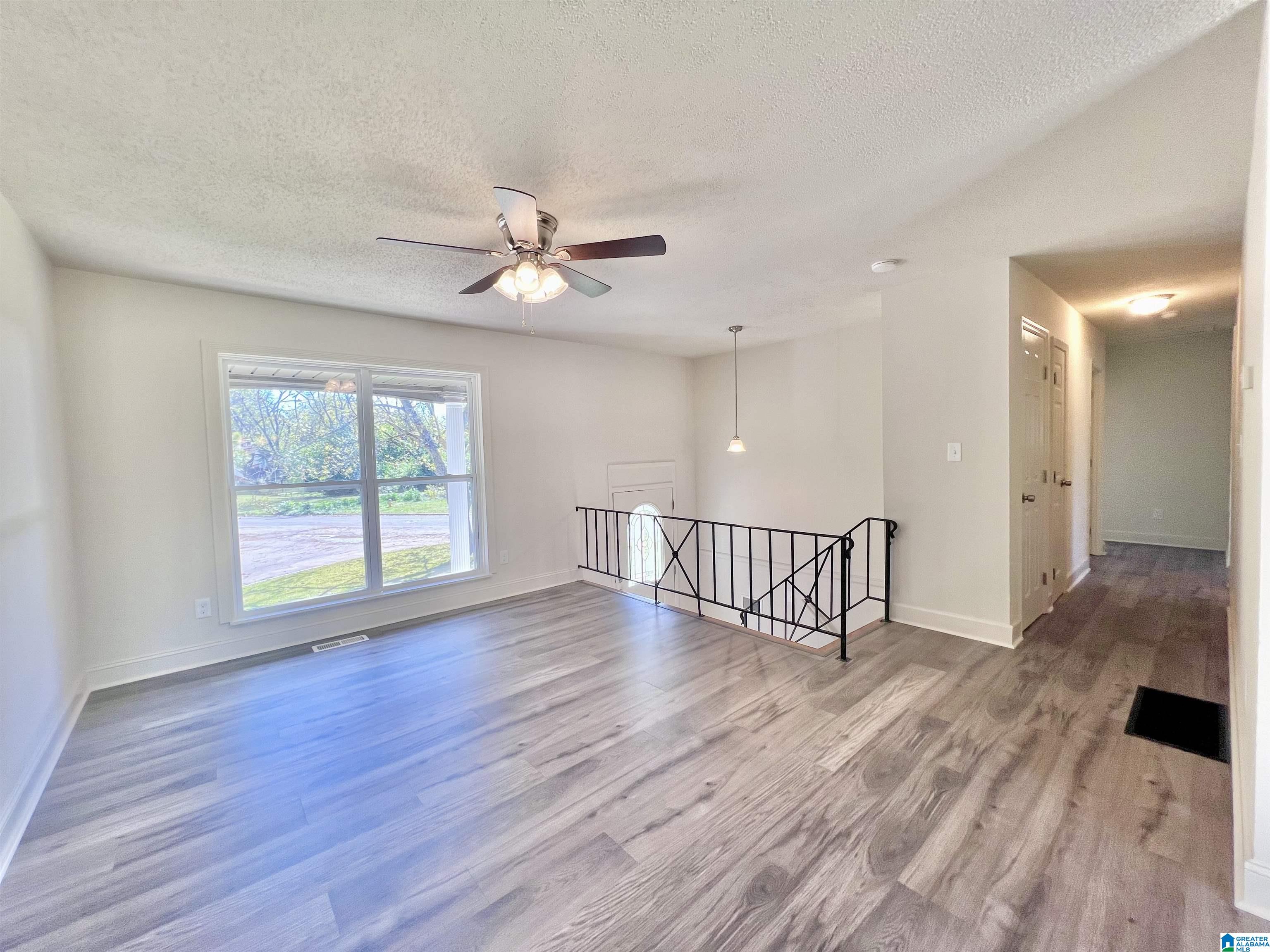 916 GALE CIRCLE