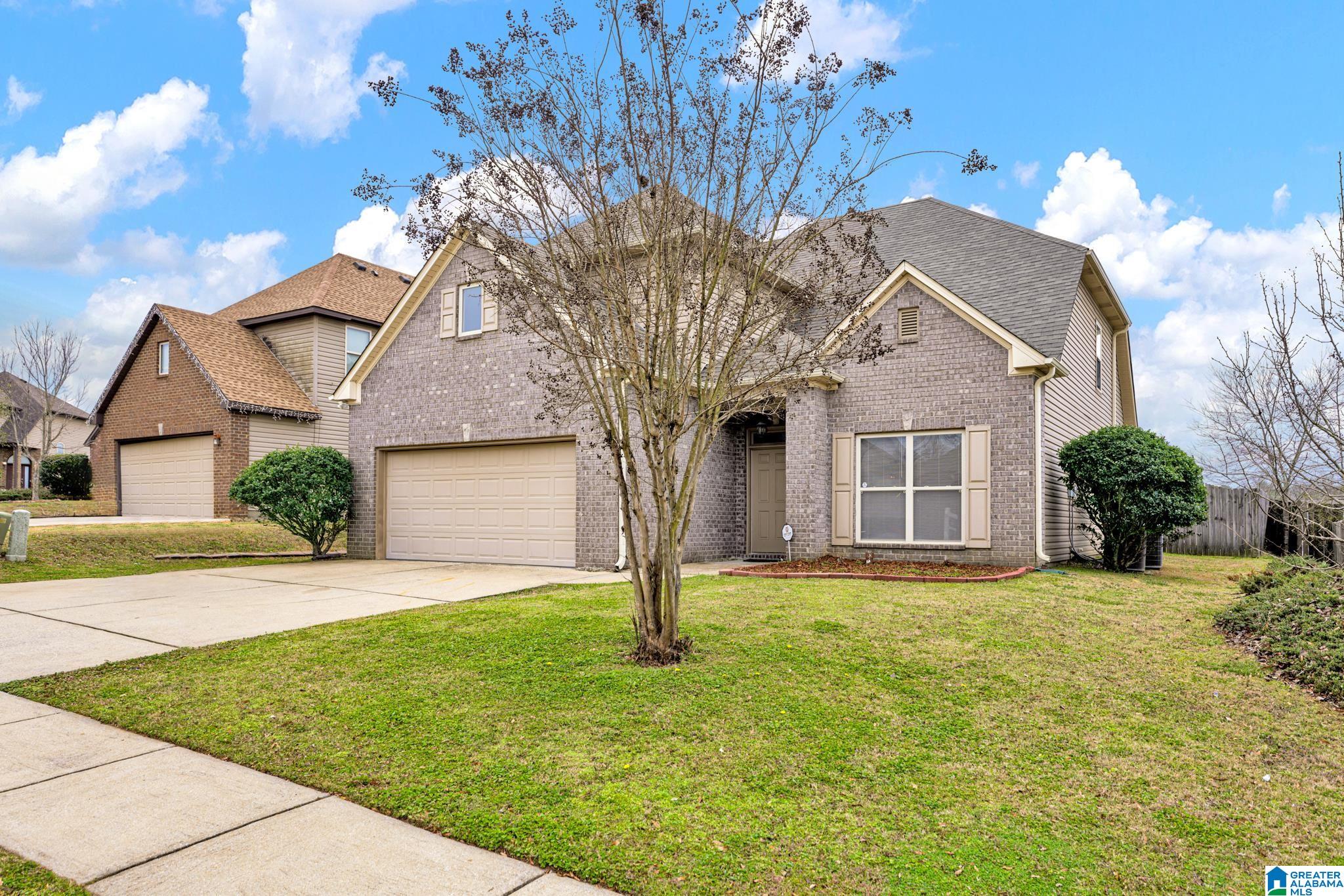 2048 KENSINGTON COURT