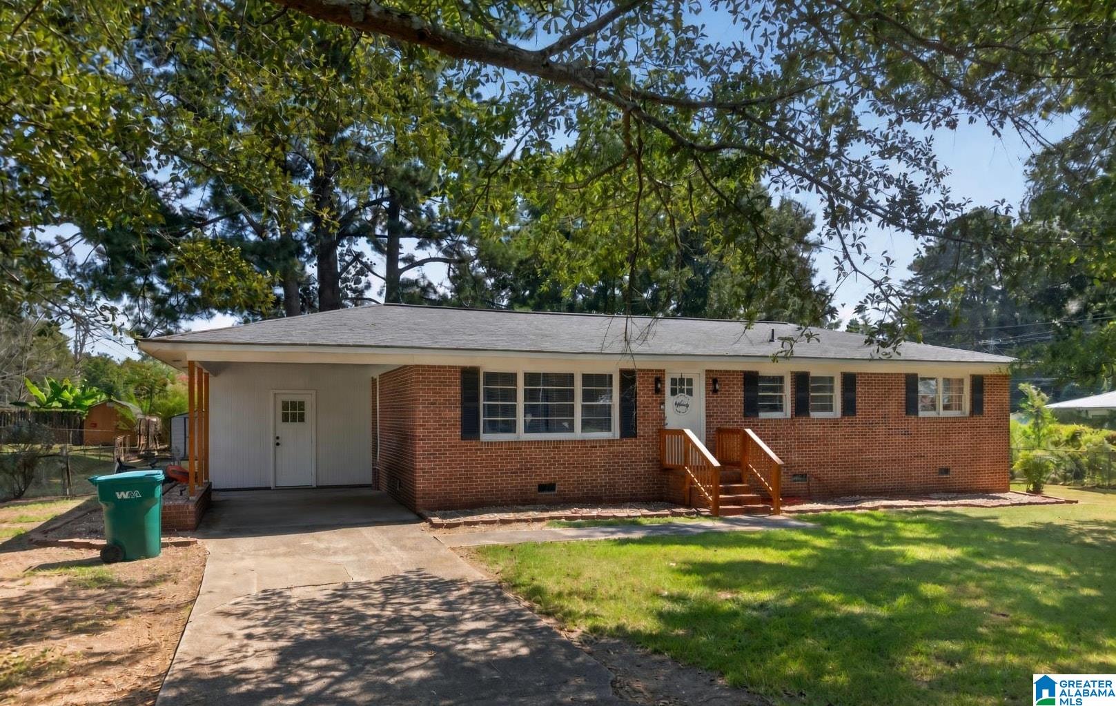 705 VALLEY DRIVE