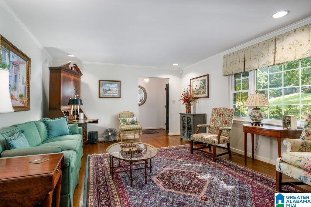 900 ROCKFORD ROAD