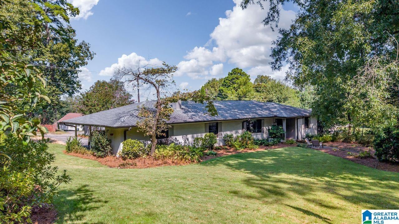 900 ROCKFORD ROAD