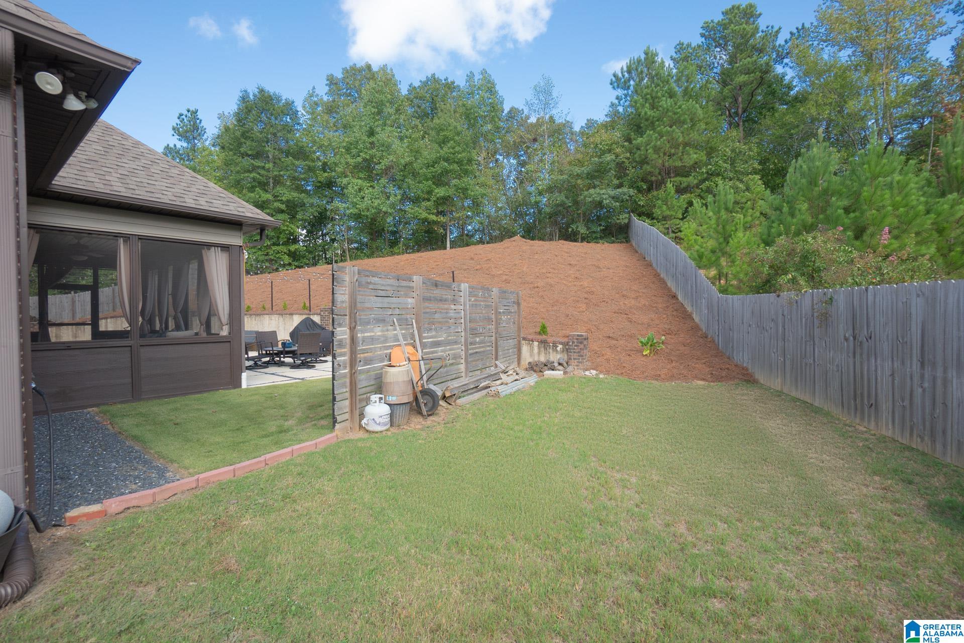 224 GREY OAKS COURT