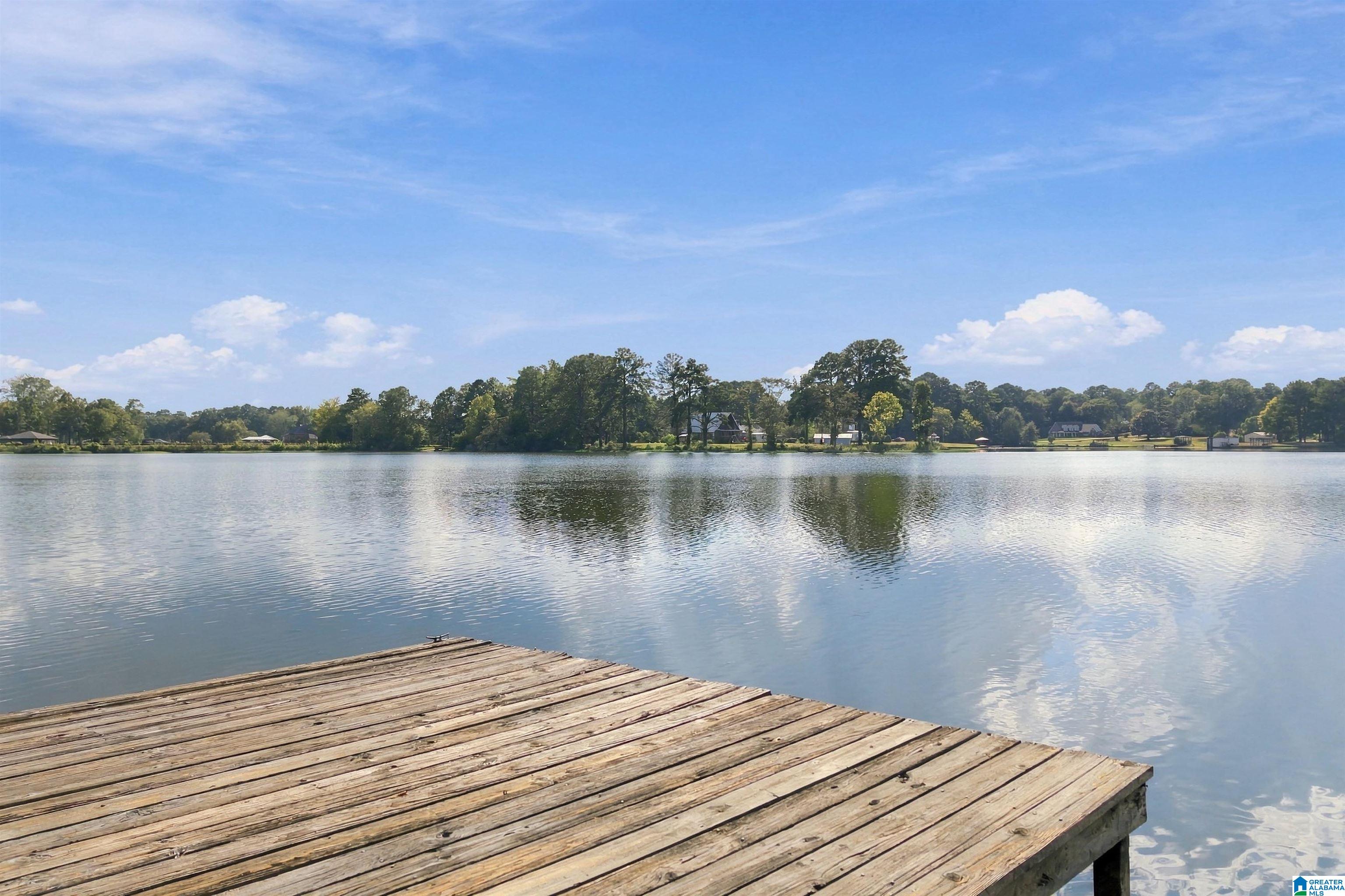 122 HERON COVE