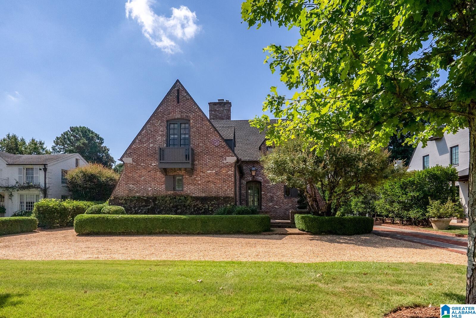 2445 FAIRWAY DRIVE