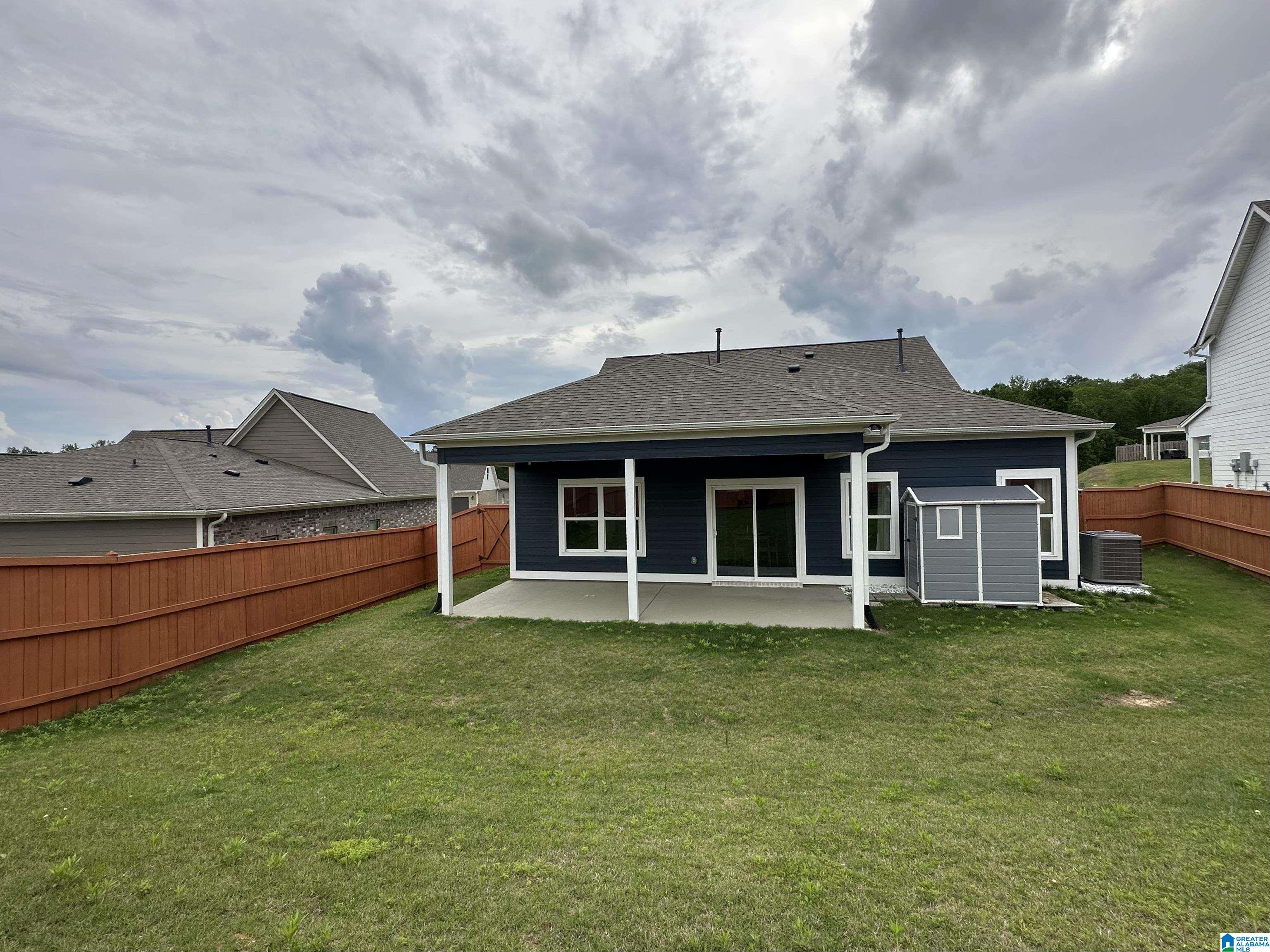5652 LONG VIEW TRAIL