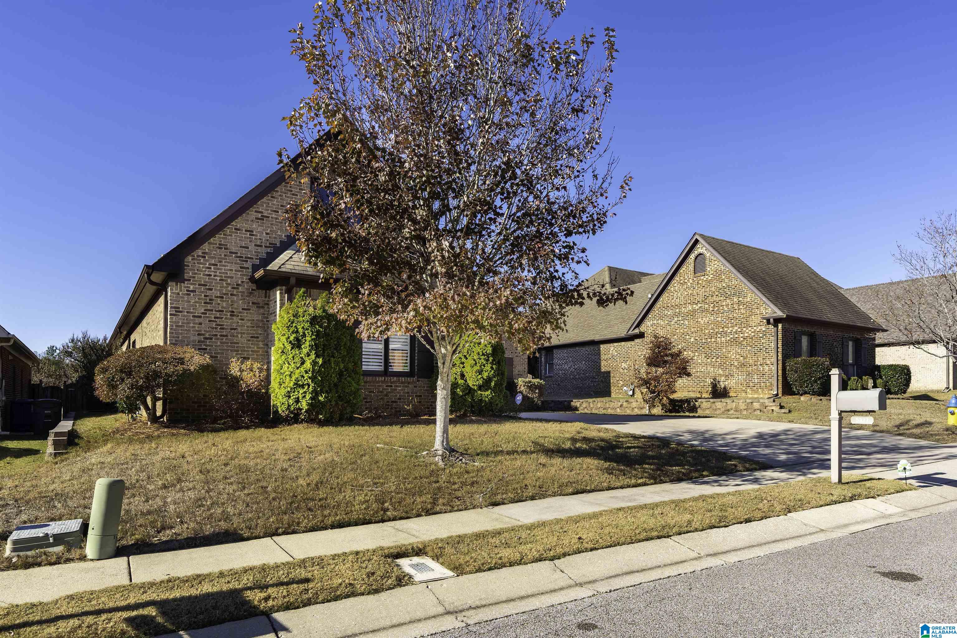 5327 CREEKSIDE PLACE